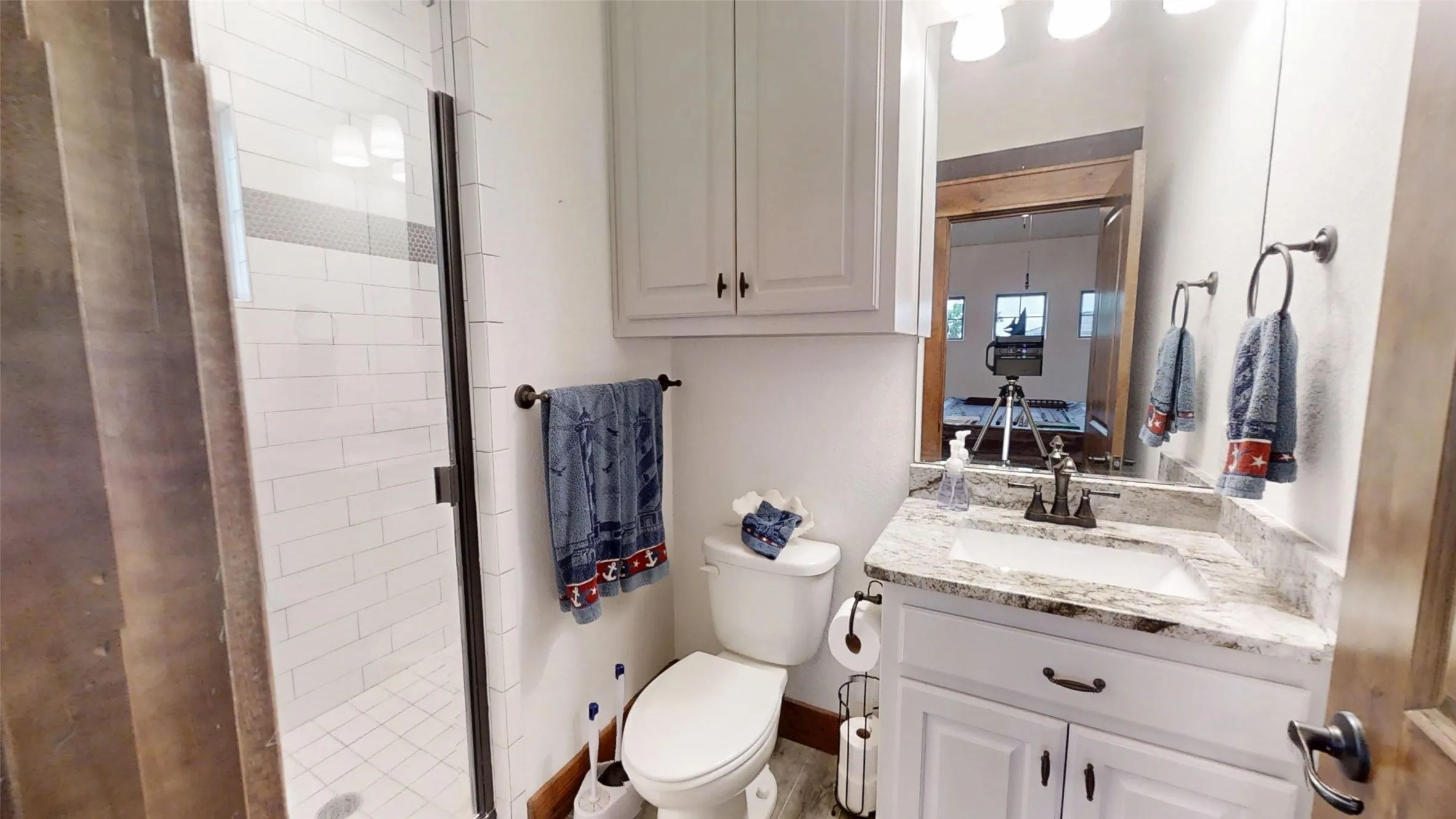 upstairs full bath