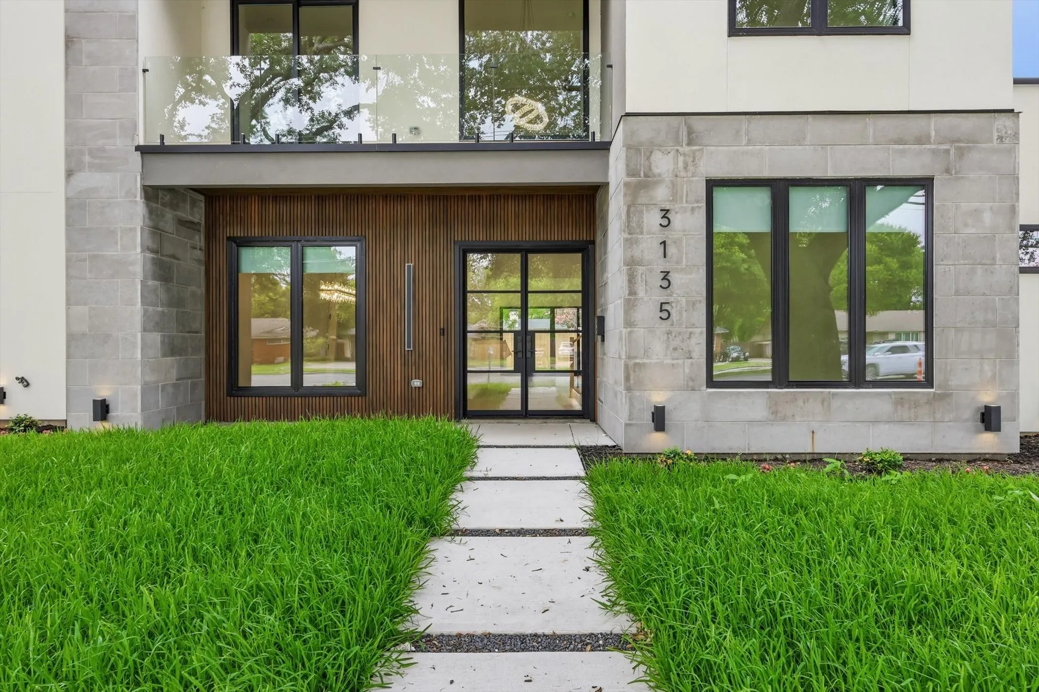 Single Family Residence For Rent in Dallas County , 3135 Walnut Hill Lane, Dallas, Texas 75229, 6 Bedroom, 6 Bathroom, 2 Garage spaces, 4,278 Sqft, built in 1968, mls#21303334, Real Estate Agent in Dallas, Homes For Rent in Dallas county, Homes For Rent in Dallas, Realtor in Dallas Texas, Real Estate Brokerage Independent Realty Texas, Luminita Cordes Realtor