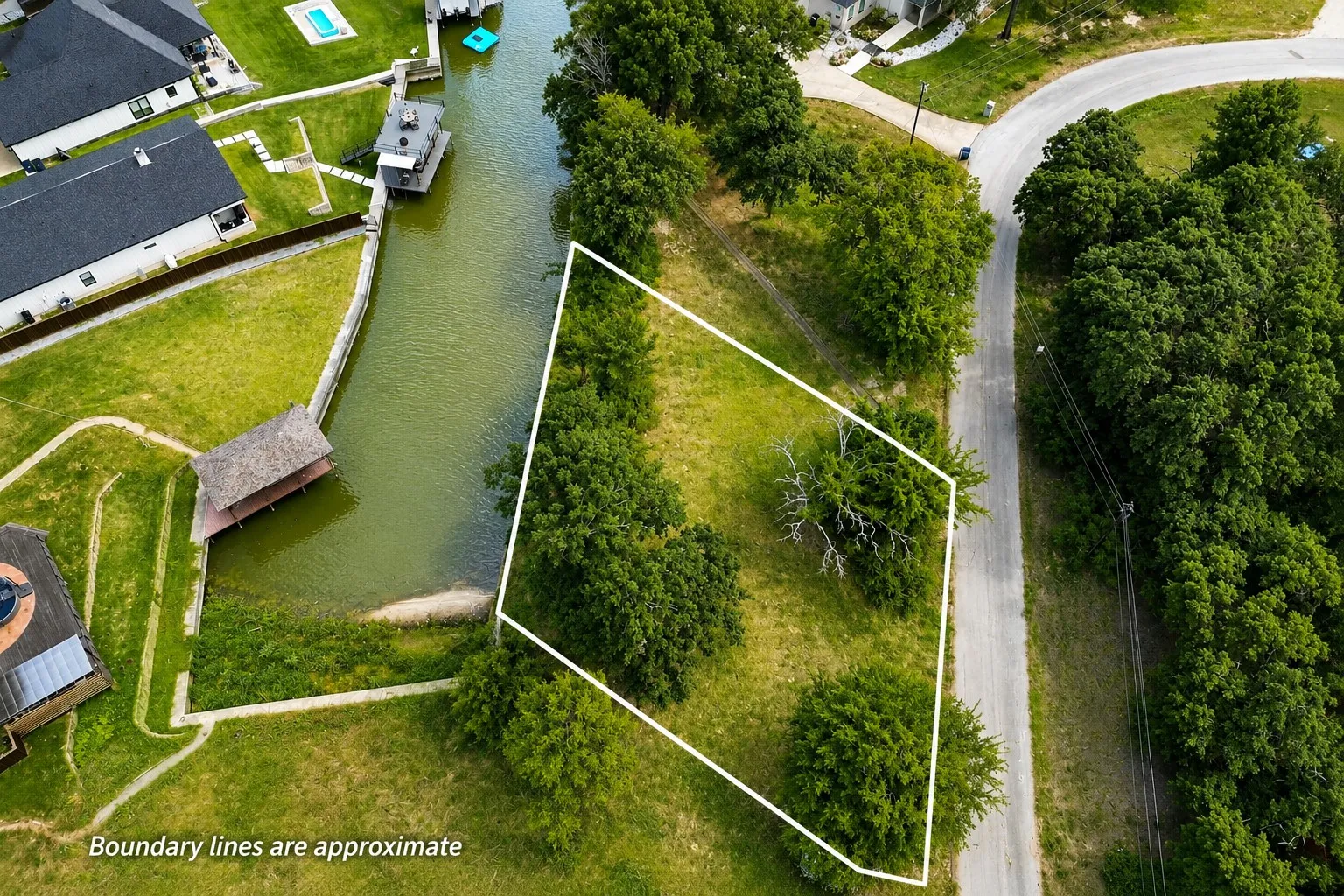 Unimproved Land For Sale in Henderson County , LOT 202 & 203 Seaside Drive, Gun Barrel City, Texas 75156, 0, 0, Garage spaces, 0 Sqft, built in 0, Price $475,000, mls#21303663, Real Estate Agent in Gun Barrel City, Homes For Sale in Henderson county, Homes For Sale in Gun Barrel City, Realtor in Gun Barrel City Texas, Real Estate Brokerage Independent Realty Texas, Luminita Cordes Realtor