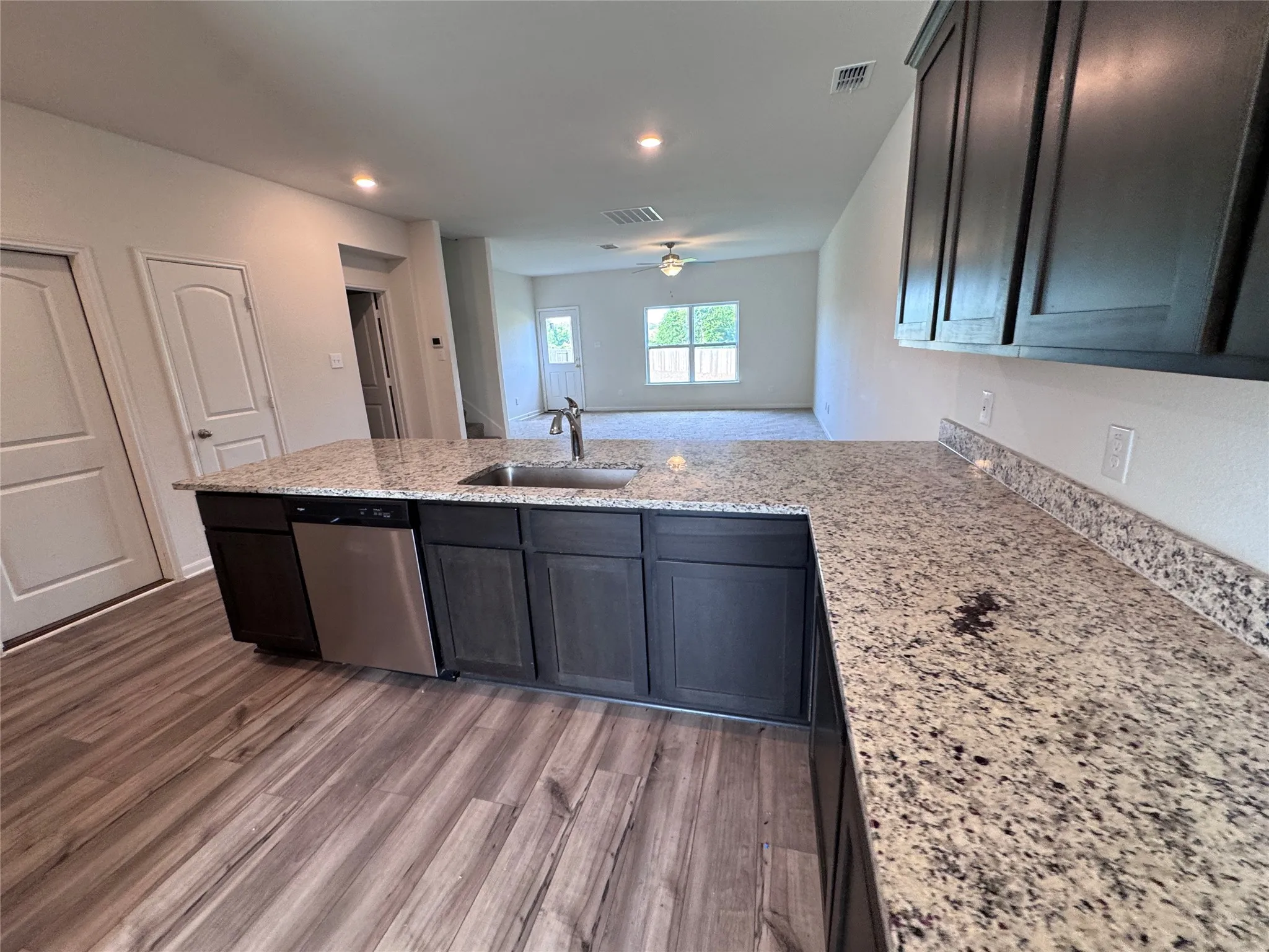 Single Family Residence For Sale in Wise County , 152 Banjo Trail, Newark, Texas 76071, 5 Bedroom, 3 Bathroom, 2 Garage spaces, 2,708 Sqft, built in 2022, mls#21303178, Real Estate Agent in Newark, Homes For Sale in Wise county, Homes For Sale in Newark, Realtor in Newark Texas, Real Estate Brokerage Independent Realty Texas, Luminita Cordes Realtor