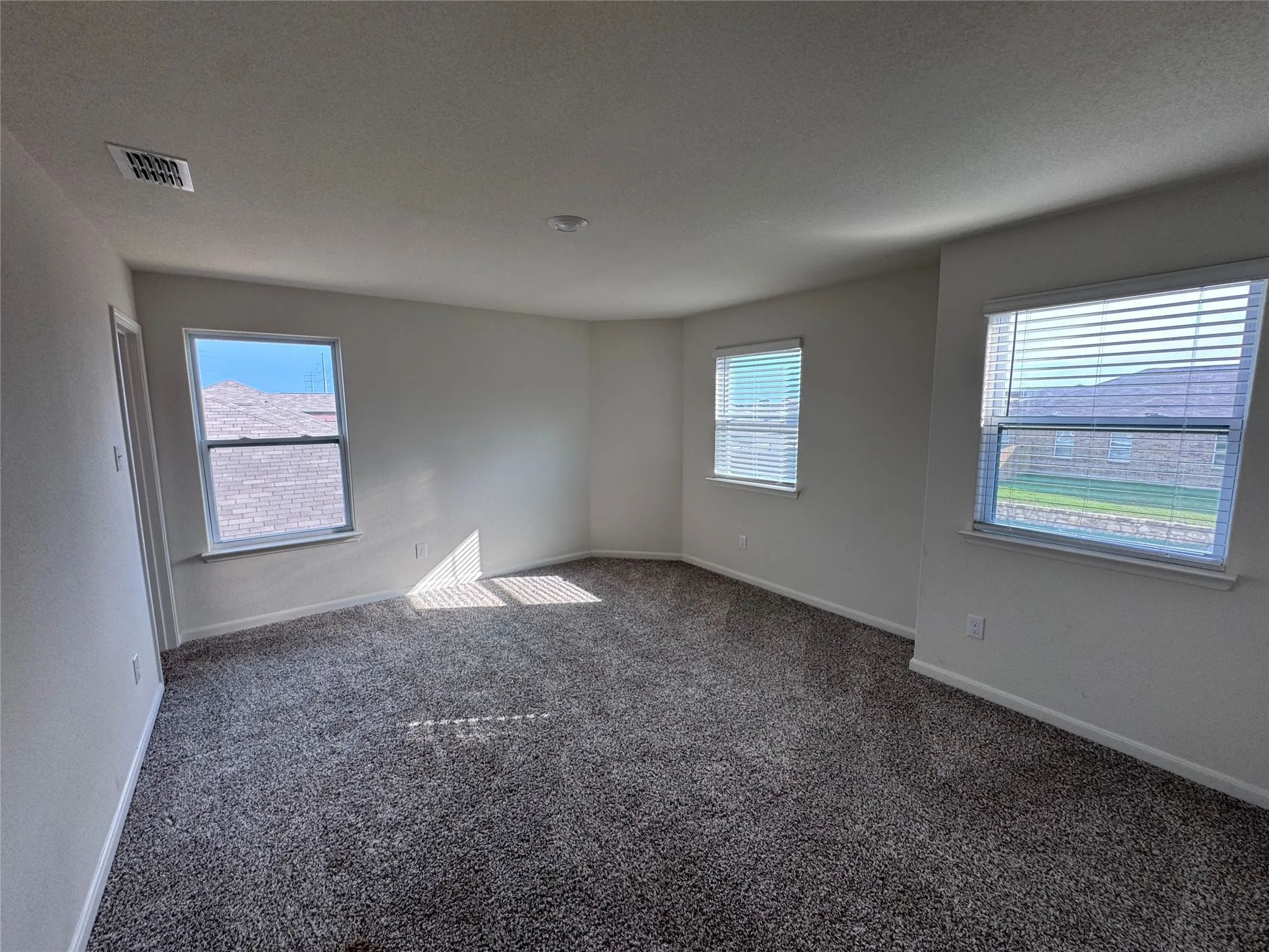 Single Family Residence For Sale in Wise County , 152 Banjo Trail, Newark, Texas 76071, 5 Bedroom, 3 Bathroom, 2 Garage spaces, 2,708 Sqft, built in 2022, mls#21303178, Real Estate Agent in Newark, Homes For Sale in Wise county, Homes For Sale in Newark, Realtor in Newark Texas, Real Estate Brokerage Independent Realty Texas, Luminita Cordes Realtor