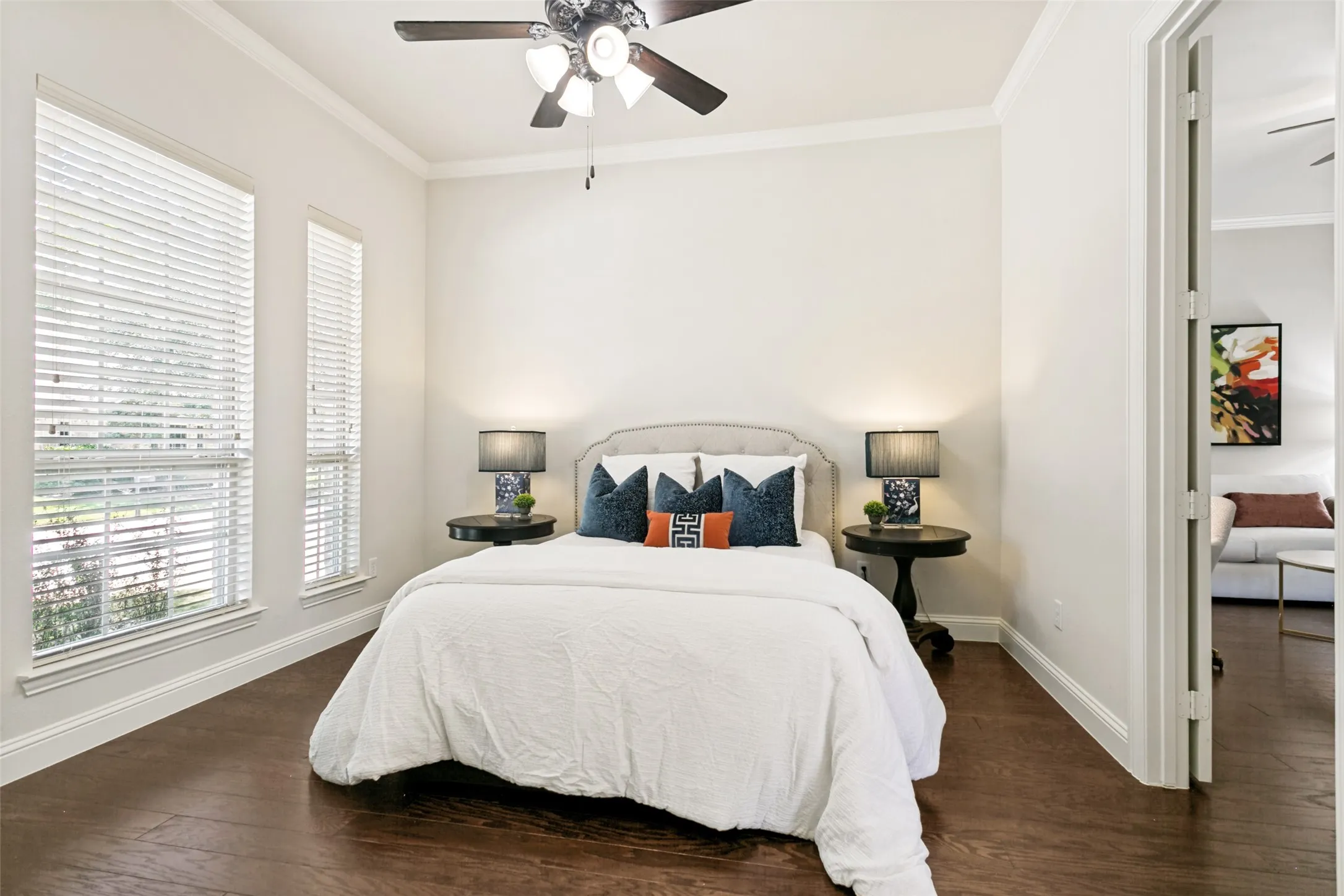 Single Family Residence For Sale in Tarrant County , 4804 Taylor Lane, Grapevine, Texas 76051, 4 Bedroom, 4 Bathroom, 2 Garage spaces, 3,261 Sqft, built in 2011, mls#21298887, Real Estate Agent in Grapevine, Homes For Sale in Tarrant county, Homes For Sale in Grapevine, Realtor in Grapevine Texas, Real Estate Brokerage Independent Realty Texas, Luminita Cordes Realtor