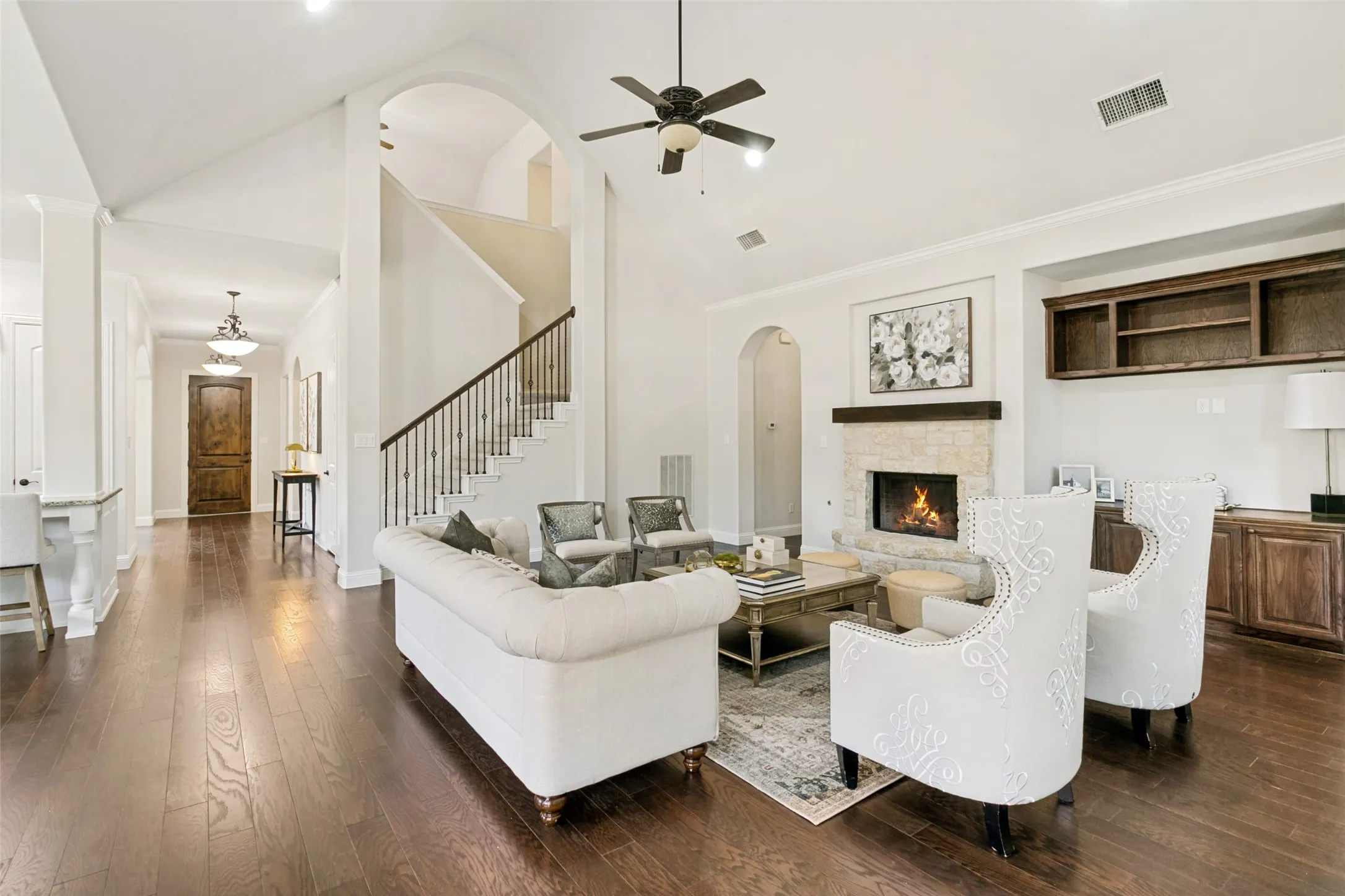 Single Family Residence For Sale in Tarrant County , 4804 Taylor Lane, Grapevine, Texas 76051, 4 Bedroom, 4 Bathroom, 2 Garage spaces, 3,261 Sqft, built in 2011, mls#21298887, Real Estate Agent in Grapevine, Homes For Sale in Tarrant county, Homes For Sale in Grapevine, Realtor in Grapevine Texas, Real Estate Brokerage Independent Realty Texas, Luminita Cordes Realtor
