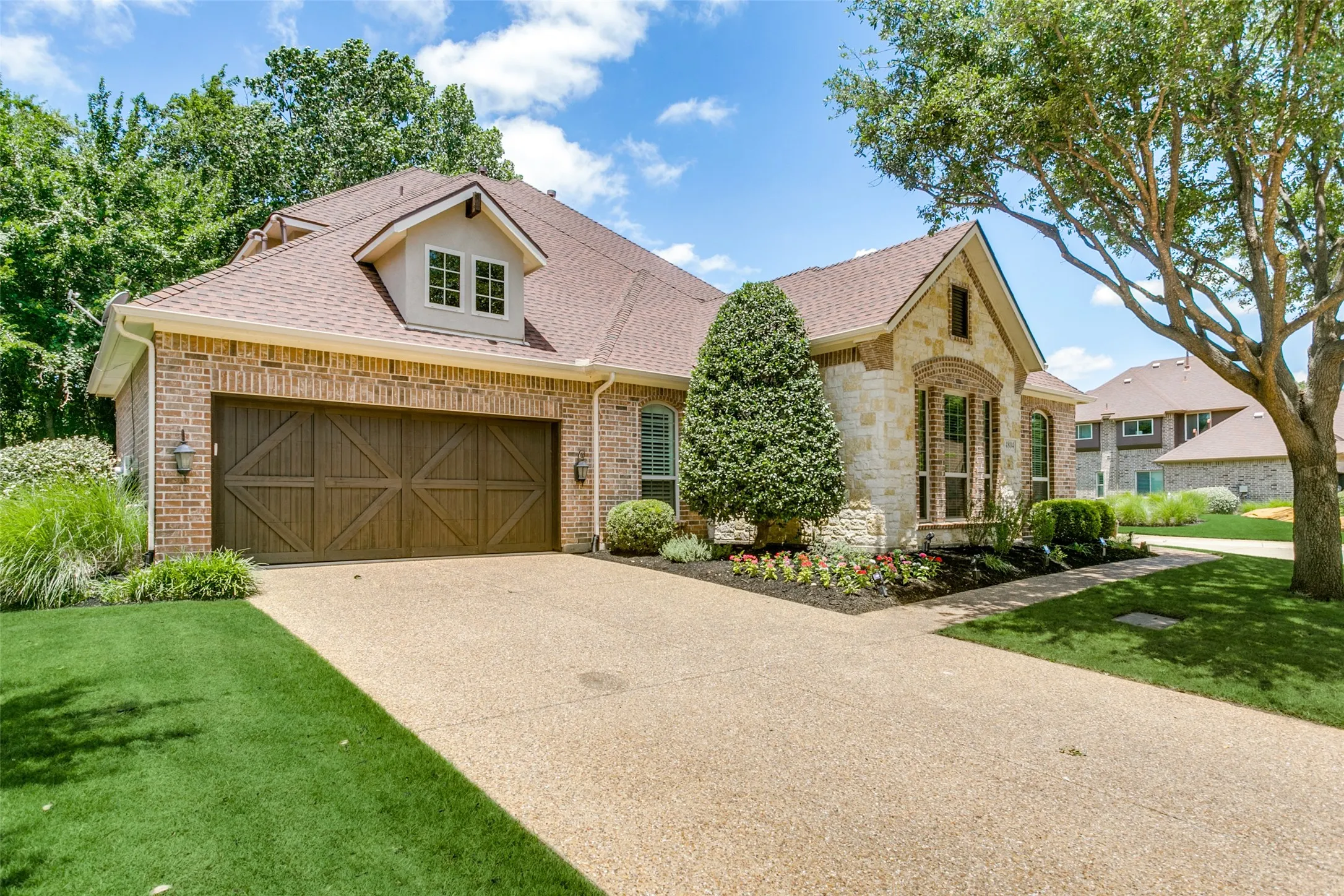 Single Family Residence For Sale in Tarrant County , 4804 Taylor Lane, Grapevine, Texas 76051, 4 Bedroom, 4 Bathroom, 2 Garage spaces, 3,261 Sqft, built in 2011, mls#21298887, Real Estate Agent in Grapevine, Homes For Sale in Tarrant county, Homes For Sale in Grapevine, Realtor in Grapevine Texas, Real Estate Brokerage Independent Realty Texas, Luminita Cordes Realtor