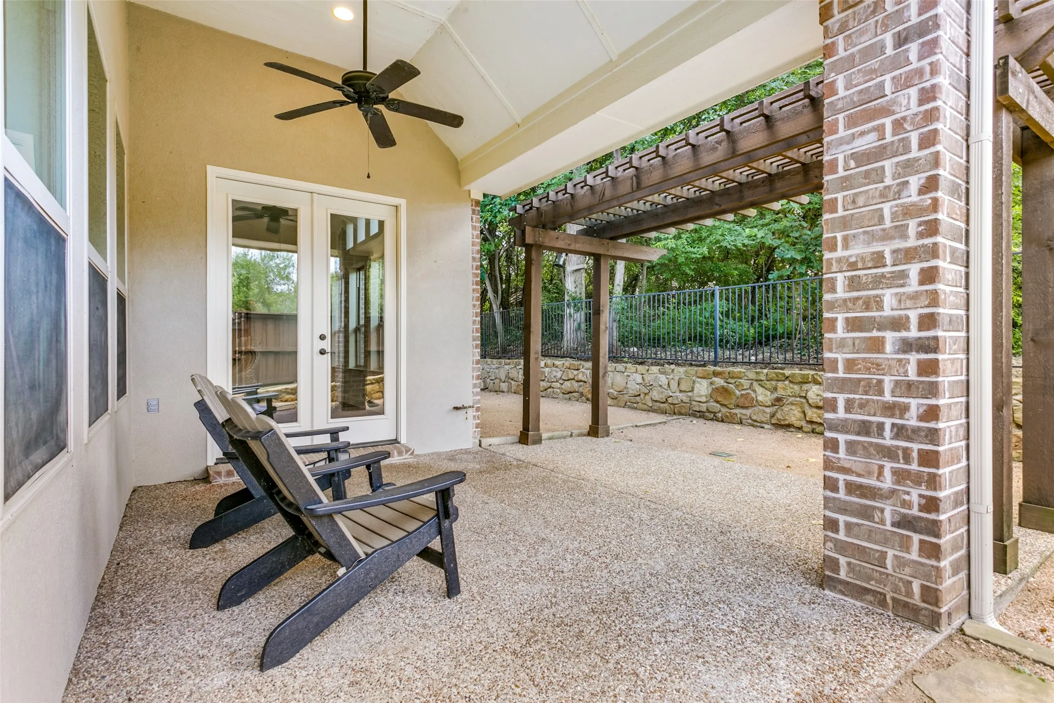 Single Family Residence For Sale in Tarrant County , 4804 Taylor Lane, Grapevine, Texas 76051, 4 Bedroom, 4 Bathroom, 2 Garage spaces, 3,261 Sqft, built in 2011, mls#21298887, Real Estate Agent in Grapevine, Homes For Sale in Tarrant county, Homes For Sale in Grapevine, Realtor in Grapevine Texas, Real Estate Brokerage Independent Realty Texas, Luminita Cordes Realtor