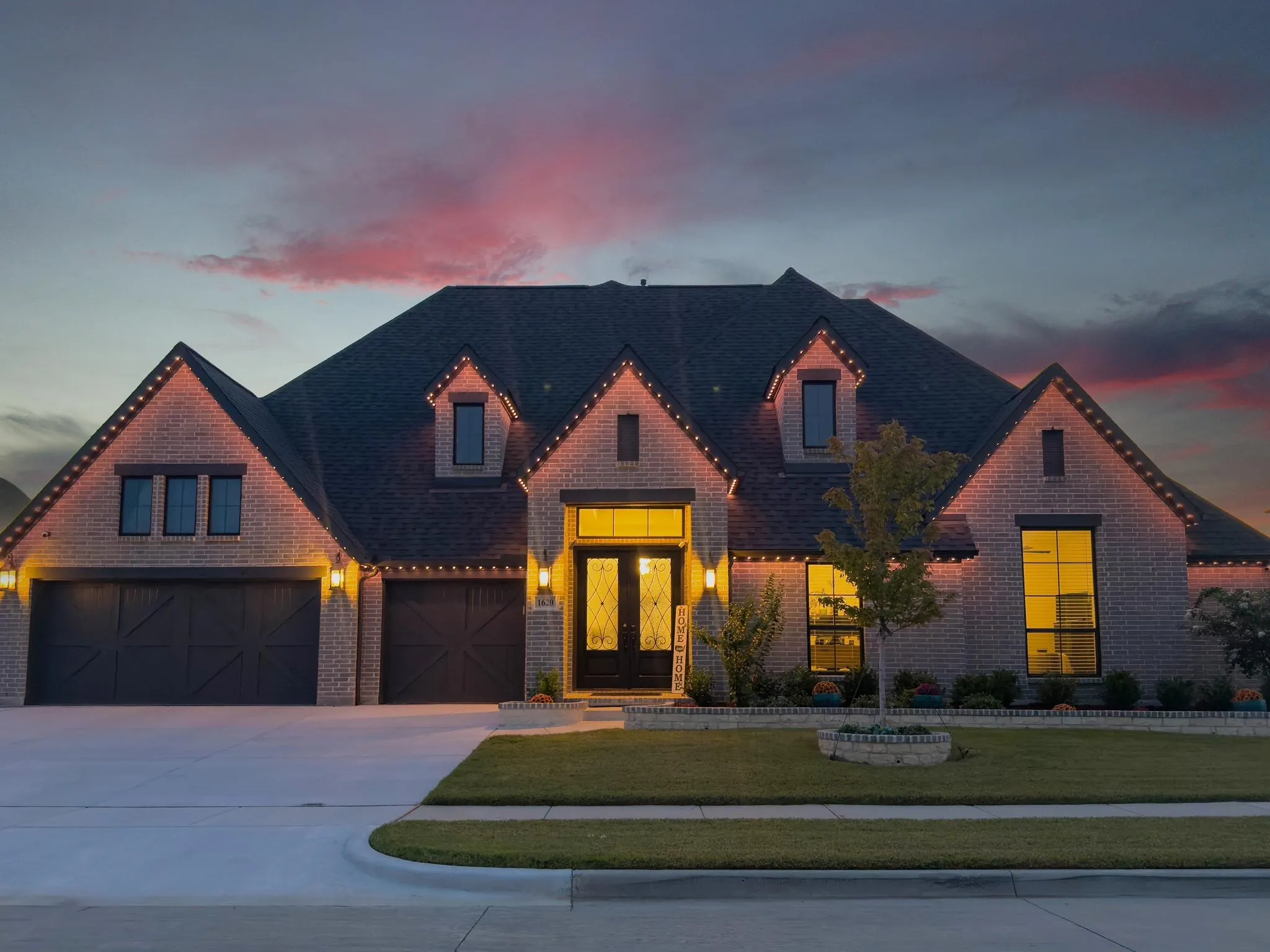 Single Family Residence For Sale in Rockwall County , 1620 Ripasso Way, Mclendon Chisholm, Texas 75032, 4 Bedroom, 5 Bathroom, 3 Garage spaces, 4,418 Sqft, built in 2023, mls#21290436, Real Estate Agent in Mclendon Chisholm, Homes For Sale in Rockwall county, Homes For Sale in Mclendon Chisholm, Realtor in Mclendon Chisholm Texas, Real Estate Brokerage Independent Realty Texas, Luminita Cordes Realtor