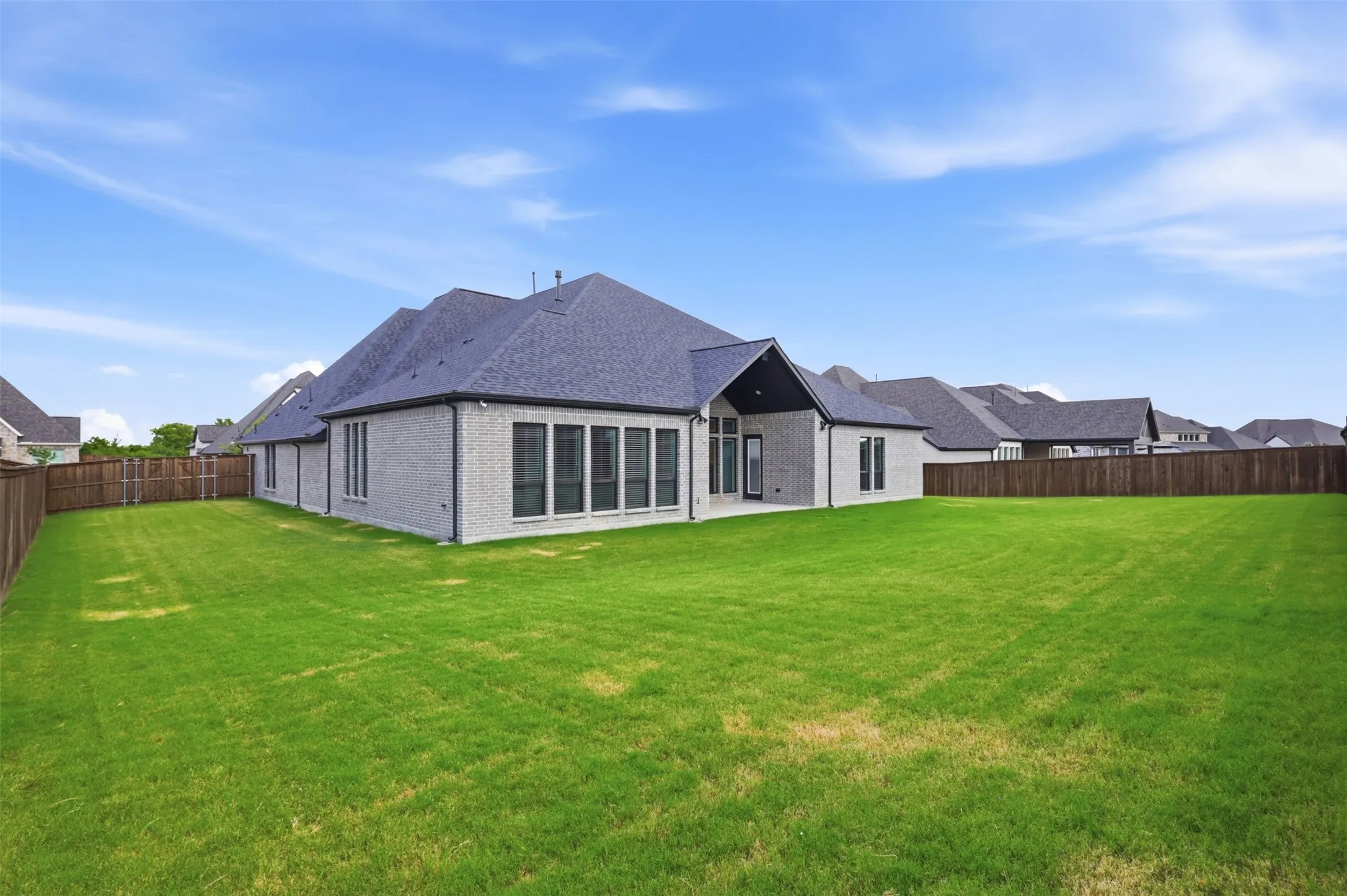 Single Family Residence For Sale in Rockwall County , 1620 Ripasso Way, Mclendon Chisholm, Texas 75032, 4 Bedroom, 5 Bathroom, 3 Garage spaces, 4,418 Sqft, built in 2023, mls#21290436, Real Estate Agent in Mclendon Chisholm, Homes For Sale in Rockwall county, Homes For Sale in Mclendon Chisholm, Realtor in Mclendon Chisholm Texas, Real Estate Brokerage Independent Realty Texas, Luminita Cordes Realtor