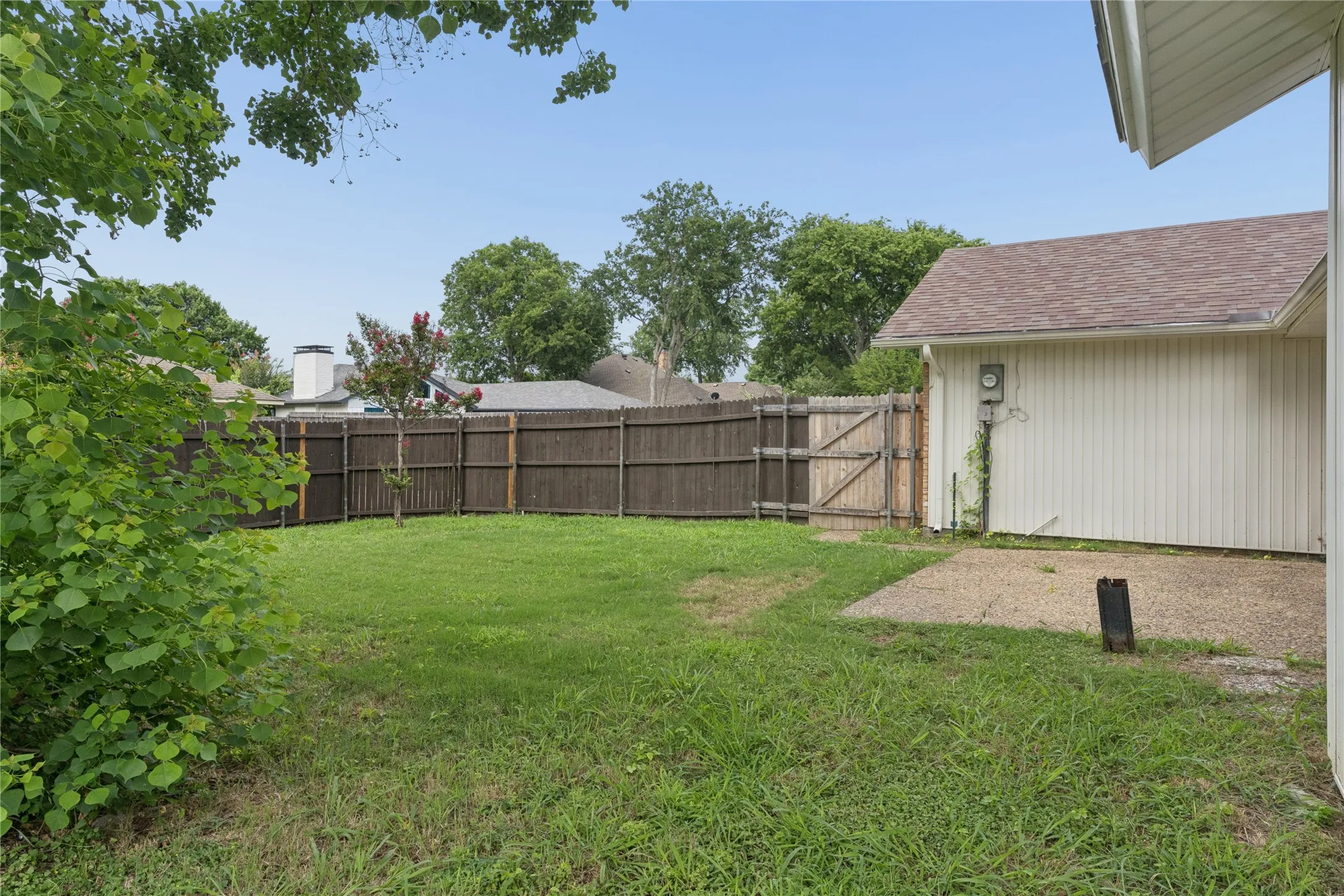 Single Family Residence For Sale in Dallas County , 1503 Springtree Circle, Richardson, Texas 75082, 4 Bedroom, 3 Bathroom, 2 Garage spaces, 2,392 Sqft, built in 1978, mls#21303705, Real Estate Agent in Richardson, Homes For Sale in Dallas county, Homes For Sale in Richardson, Realtor in Richardson Texas, Real Estate Brokerage Independent Realty Texas, Luminita Cordes Realtor