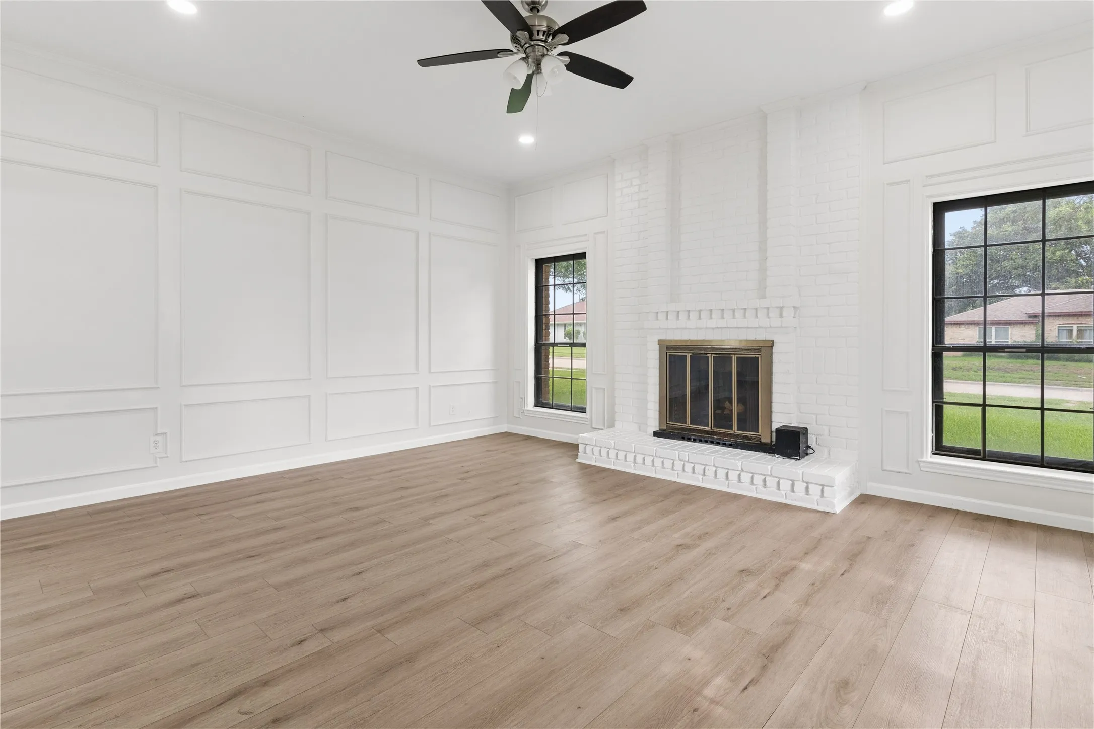 Single Family Residence For Sale in Dallas County , 1503 Springtree Circle, Richardson, Texas 75082, 4 Bedroom, 3 Bathroom, 2 Garage spaces, 2,392 Sqft, built in 1978, mls#21303705, Real Estate Agent in Richardson, Homes For Sale in Dallas county, Homes For Sale in Richardson, Realtor in Richardson Texas, Real Estate Brokerage Independent Realty Texas, Luminita Cordes Realtor
