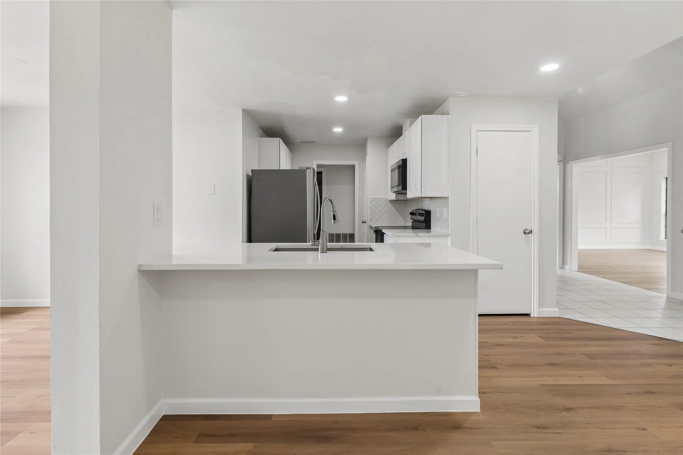 Single Family Residence For Sale in Dallas County , 1503 Springtree Circle, Richardson, Texas 75082, 4 Bedroom, 3 Bathroom, 2 Garage spaces, 2,392 Sqft, built in 1978, mls#21303705, Real Estate Agent in Richardson, Homes For Sale in Dallas county, Homes For Sale in Richardson, Realtor in Richardson Texas, Real Estate Brokerage Independent Realty Texas, Luminita Cordes Realtor