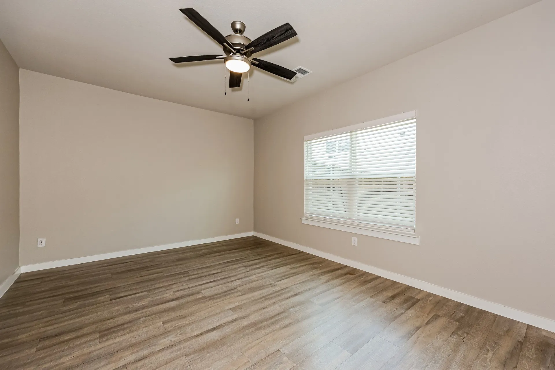 Single Family Residence For Rent in Denton County , 325 Niki Drive, Lewisville, Texas 75057, 4 Bedrooms, 3 Bathrooms, 2 Garage spaces, 2,056 Sqft, built in 2022, Price $2,495, mls#21303708, Real Estate Agent in Lewisville, Homes For Rent in Denton county, Homes For Rent in Lewisville, Realtor in Lewisville Texas, Real Estate Brokerage Independent Realty Texas, Luminita Cordes Realtor