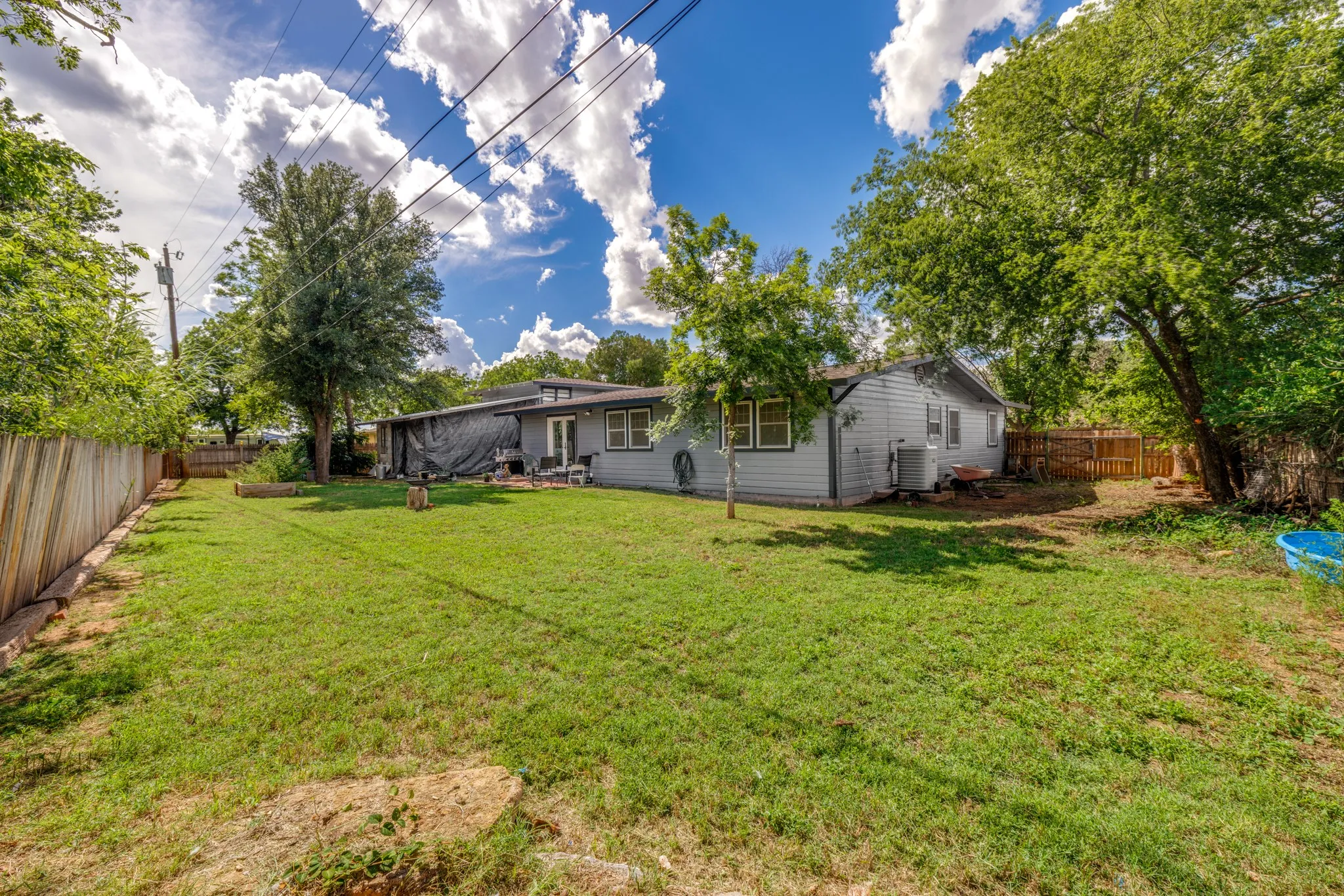 Single Family Residence For Sale in Taylor County , 3865 Whittier Street, Abilene, Texas 79605, 4 Bedroom, 3 Bathroom, Garage spaces, 1,985 Sqft, built in 1952, mls#21299421, Real Estate Agent in Abilene, Homes For Sale in Taylor county, Homes For Sale in Abilene, Realtor in Abilene Texas, Real Estate Brokerage Independent Realty Texas, Luminita Cordes Realtor