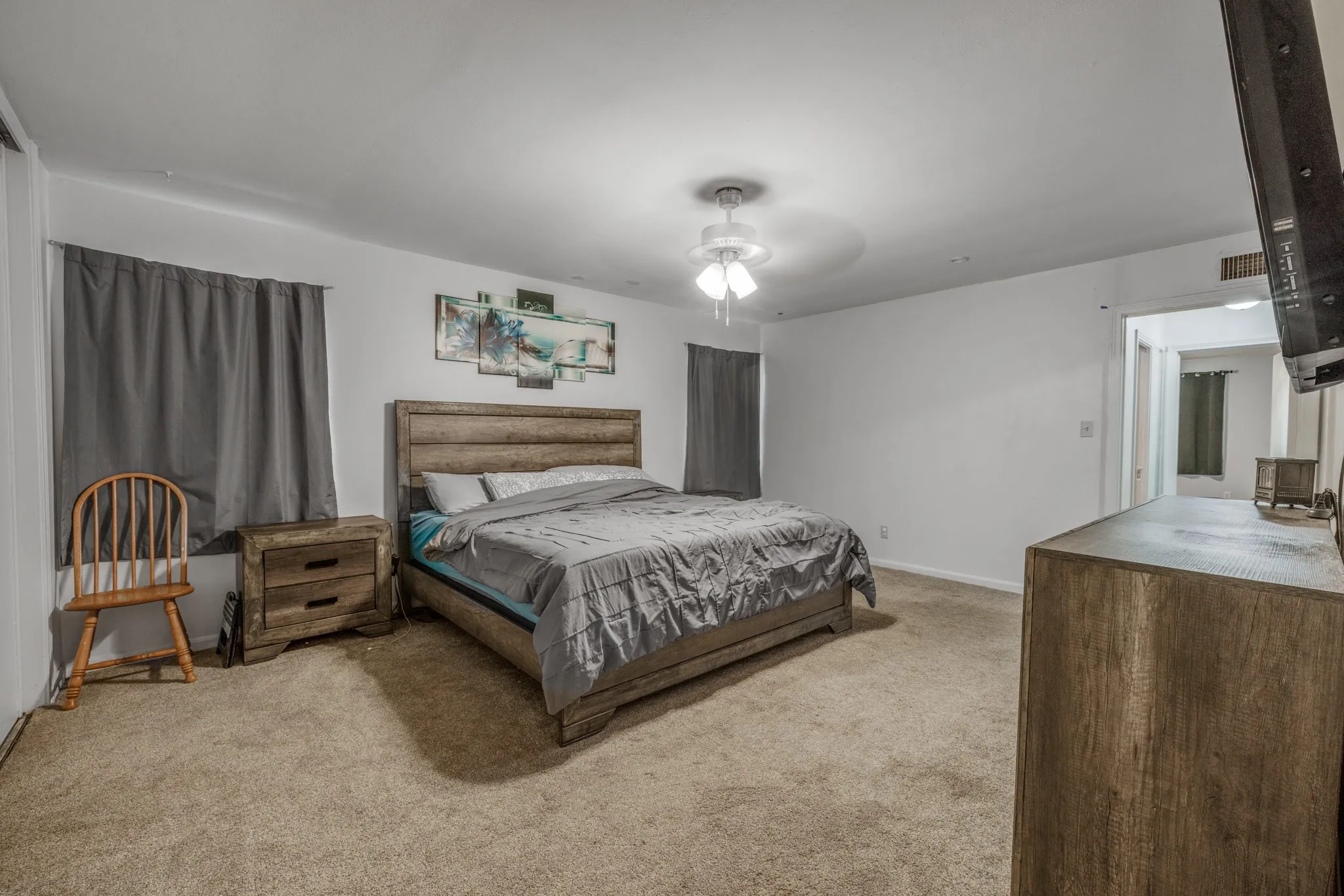 Single Family Residence For Sale in Taylor County , 3865 Whittier Street, Abilene, Texas 79605, 4 Bedroom, 3 Bathroom, Garage spaces, 1,985 Sqft, built in 1952, mls#21299421, Real Estate Agent in Abilene, Homes For Sale in Taylor county, Homes For Sale in Abilene, Realtor in Abilene Texas, Real Estate Brokerage Independent Realty Texas, Luminita Cordes Realtor
