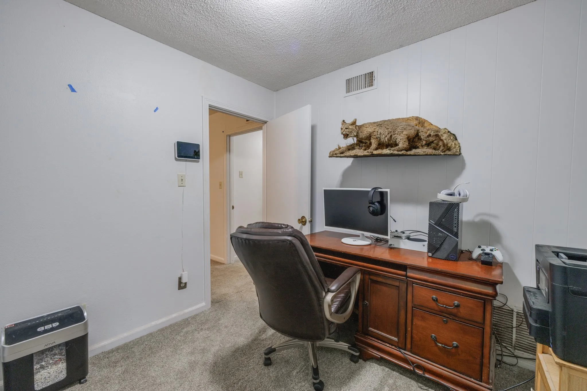 Single Family Residence For Sale in Taylor County , 3865 Whittier Street, Abilene, Texas 79605, 4 Bedroom, 3 Bathroom, Garage spaces, 1,985 Sqft, built in 1952, mls#21299421, Real Estate Agent in Abilene, Homes For Sale in Taylor county, Homes For Sale in Abilene, Realtor in Abilene Texas, Real Estate Brokerage Independent Realty Texas, Luminita Cordes Realtor