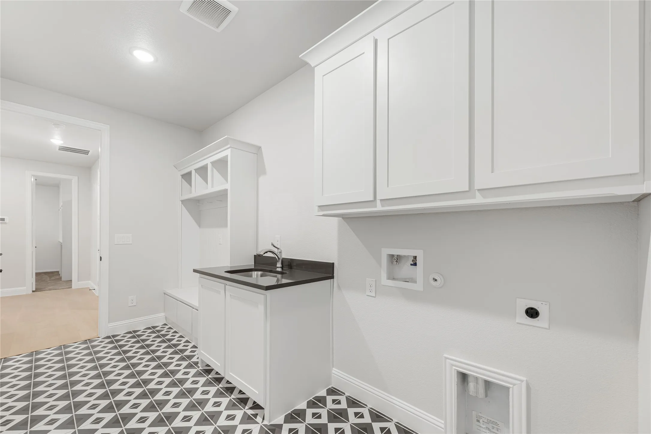Single Family Residence For Sale in Ellis County , 151 Memory Lane, Waxahachie, Texas 75165, 5 Bedroom, 5 Bathroom, 3 Garage spaces, 4,238 Sqft, built in 2026, mls#21303733, Real Estate Agent in Waxahachie, Homes For Sale in Ellis county, Homes For Sale in Waxahachie, Realtor in Waxahachie Texas, Real Estate Brokerage Independent Realty Texas, Luminita Cordes Realtor