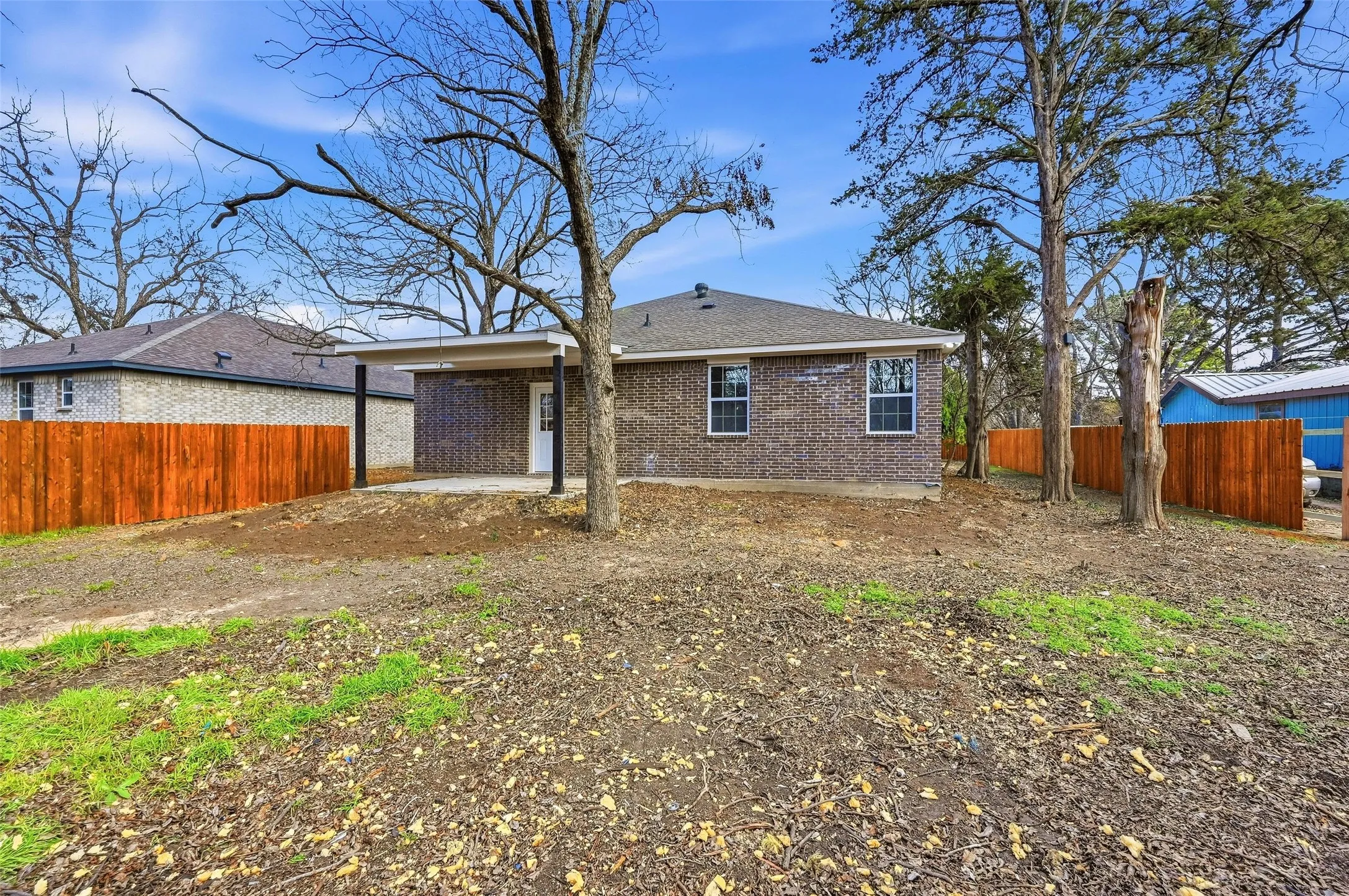 Single Family Residence For Sale in Johnson County , 308 Lewis Street, Cleburne, Texas 76031, 3 Bedroom, 2 Bathroom, 2 Garage spaces, 1,471 Sqft, built in 2025, mls#21303694, Real Estate Agent in Cleburne, Homes For Sale in Johnson county, Homes For Sale in Cleburne, Realtor in Cleburne Texas, Real Estate Brokerage Independent Realty Texas, Luminita Cordes Realtor