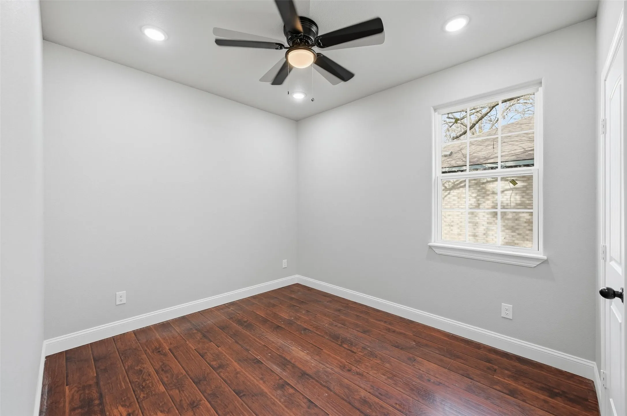 Single Family Residence For Sale in Johnson County , 308 Lewis Street, Cleburne, Texas 76031, 3 Bedroom, 2 Bathroom, 2 Garage spaces, 1,471 Sqft, built in 2025, mls#21303694, Real Estate Agent in Cleburne, Homes For Sale in Johnson county, Homes For Sale in Cleburne, Realtor in Cleburne Texas, Real Estate Brokerage Independent Realty Texas, Luminita Cordes Realtor
