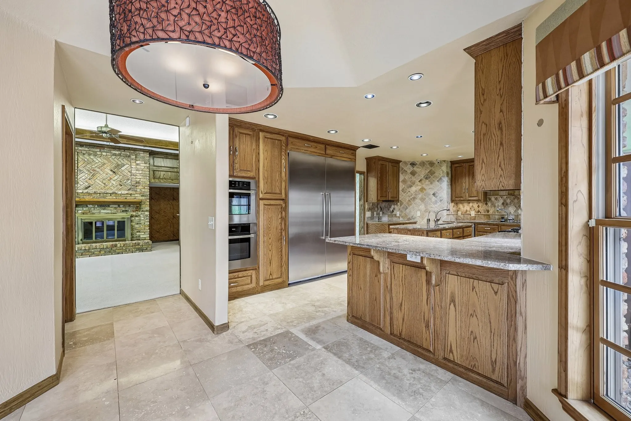 Single Family Residence For Sale in Collin County , 1524 Faringdon Drive, Plano, Texas 75075, 3 Bedroom, 3 Bathroom, 2 Garage spaces, 2,558 Sqft, built in 1982, mls#21296620, Real Estate Agent in Plano, Homes For Sale in Collin county, Homes For Sale in Plano, Realtor in Plano Texas, Real Estate Brokerage Independent Realty Texas, Luminita Cordes Realtor