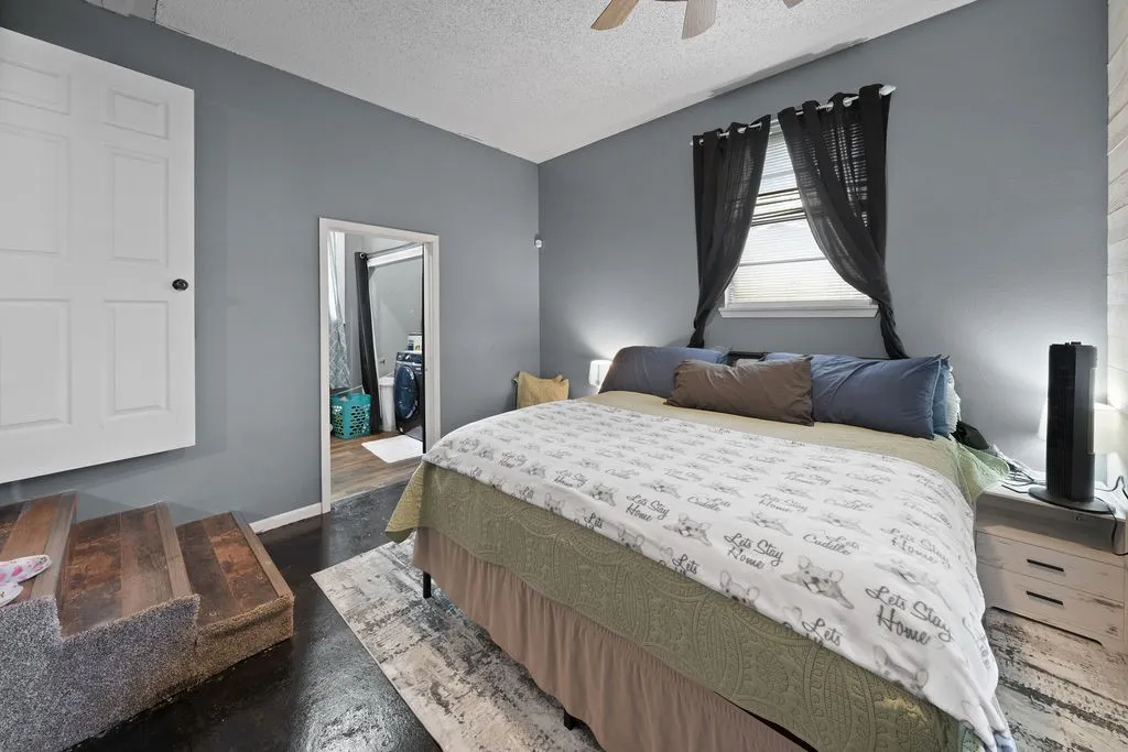 Single Family Residence For Sale in Anderson County , 403 Ridgewood, Palestine, Texas 75803, 3 Bedroom, 1 Bathroom, Garage spaces, 1,373 Sqft, built in 1960, mls#21303751, Real Estate Agent in Palestine, Homes For Sale in Anderson county, Homes For Sale in Palestine, Realtor in Palestine Texas, Real Estate Brokerage Independent Realty Texas, Luminita Cordes Realtor
