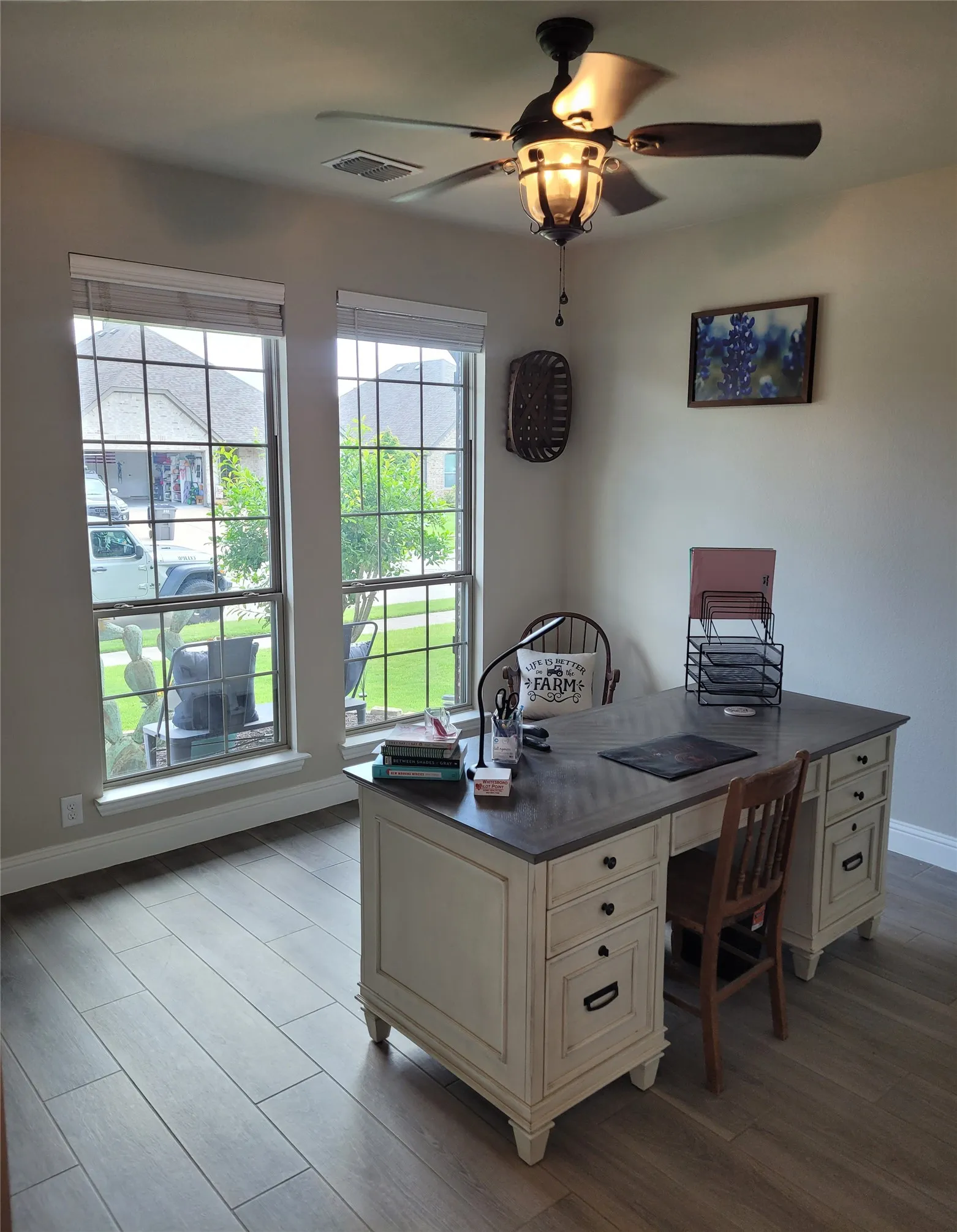 Single Family Residence For Sale in Grayson County , 125 Providence Drive, Van Alstyne, Texas 75495, 4 Bedroom, 4 Bathroom, 3 Garage spaces, 3,376 Sqft, built in 2020, mls#21303750, Real Estate Agent in Van Alstyne, Homes For Sale in Grayson county, Homes For Sale in Van Alstyne, Realtor in Van Alstyne Texas, Real Estate Brokerage Independent Realty Texas, Luminita Cordes Realtor
