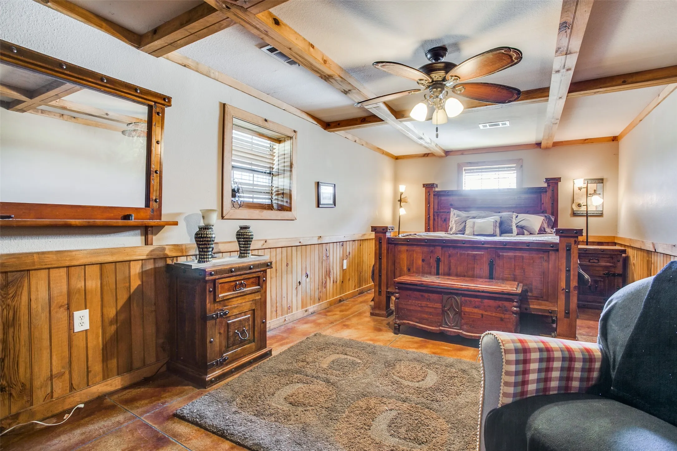 Farm For Sale in Cooke County , 1510 Hawkins Road, Whitesboro, Texas 76273, 5 Bedroom, 7 Bathroom, Garage spaces, 4,482 Sqft, built in 2010, mls#21287202, Real Estate Agent in Whitesboro, Homes For Sale in Cooke county, Homes For Sale in Whitesboro, Realtor in Whitesboro Texas, Real Estate Brokerage Independent Realty Texas, Luminita Cordes Realtor