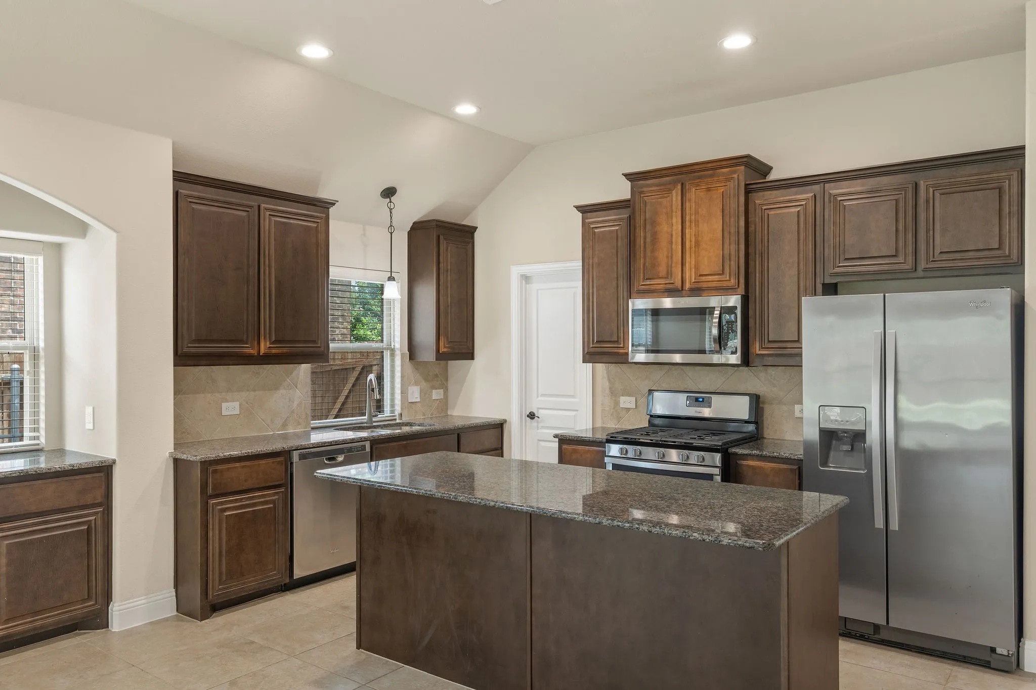 Single Family Residence For Sale in Collin County , 1610 Cherry Hill Drive, Anna, Texas 75409, 4 Bedroom, 2 Bathroom, 3 Garage spaces, 2,033 Sqft, built in 2017, mls#21302959, Real Estate Agent in Anna, Homes For Sale in Collin county, Homes For Sale in Anna, Realtor in Anna Texas, Real Estate Brokerage Independent Realty Texas, Luminita Cordes Realtor