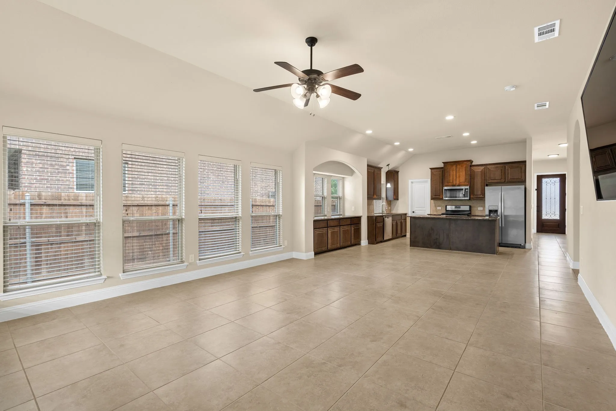 Single Family Residence For Sale in Collin County , 1610 Cherry Hill Drive, Anna, Texas 75409, 4 Bedroom, 2 Bathroom, 3 Garage spaces, 2,033 Sqft, built in 2017, mls#21302959, Real Estate Agent in Anna, Homes For Sale in Collin county, Homes For Sale in Anna, Realtor in Anna Texas, Real Estate Brokerage Independent Realty Texas, Luminita Cordes Realtor
