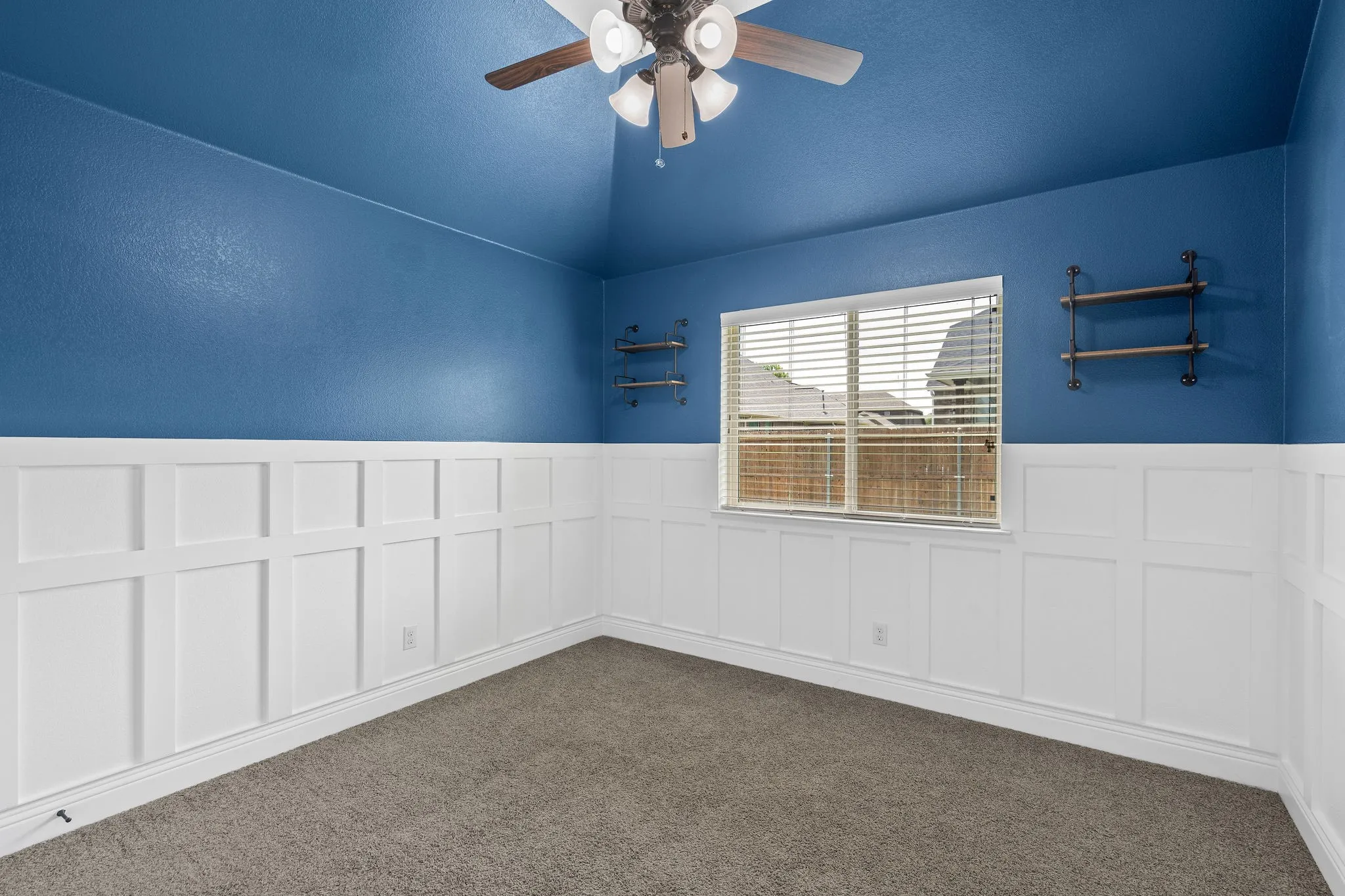 Single Family Residence For Sale in Collin County , 1610 Cherry Hill Drive, Anna, Texas 75409, 4 Bedroom, 2 Bathroom, 3 Garage spaces, 2,033 Sqft, built in 2017, mls#21302959, Real Estate Agent in Anna, Homes For Sale in Collin county, Homes For Sale in Anna, Realtor in Anna Texas, Real Estate Brokerage Independent Realty Texas, Luminita Cordes Realtor