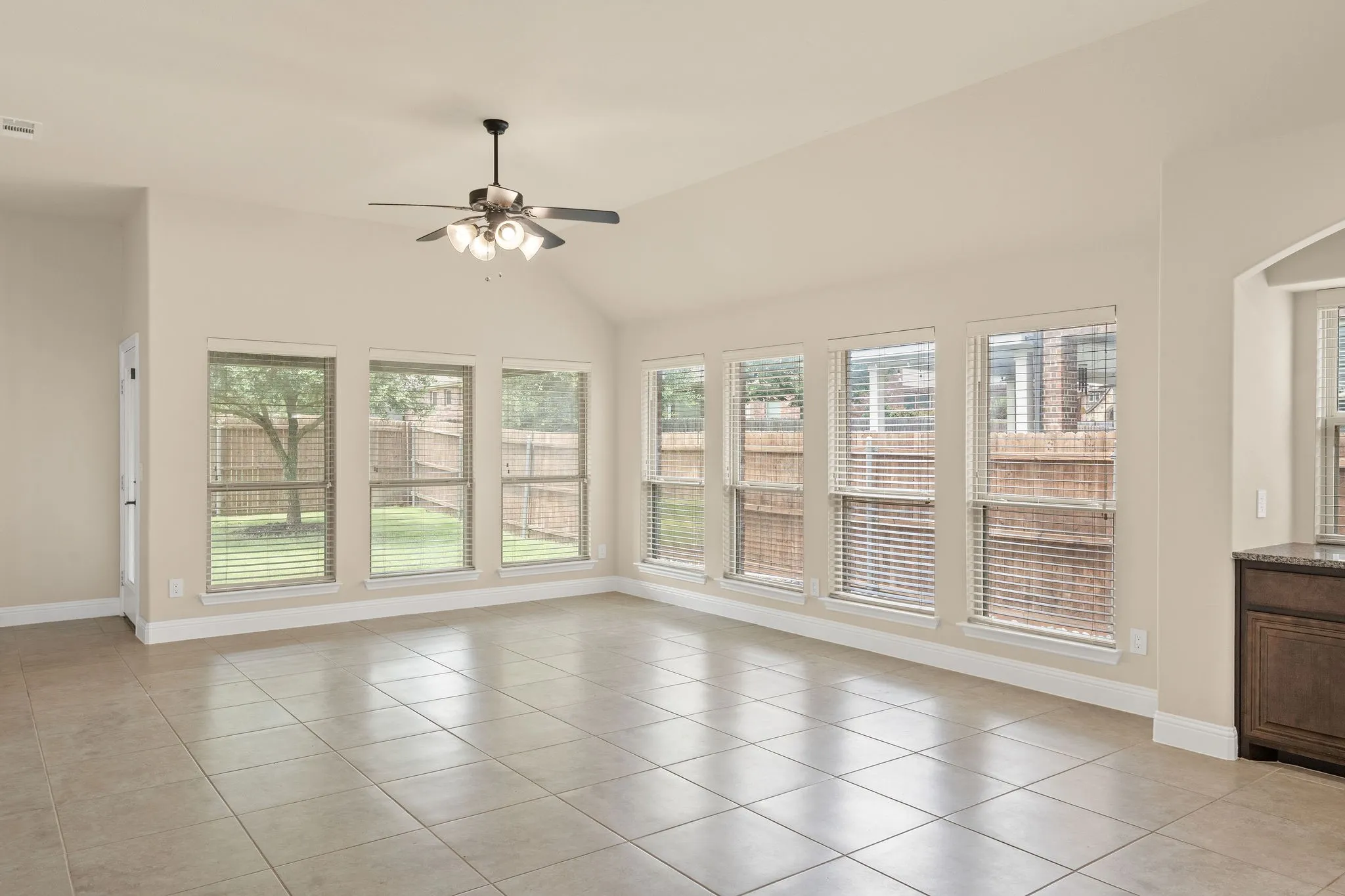Single Family Residence For Sale in Collin County , 1610 Cherry Hill Drive, Anna, Texas 75409, 4 Bedroom, 2 Bathroom, 3 Garage spaces, 2,033 Sqft, built in 2017, mls#21302959, Real Estate Agent in Anna, Homes For Sale in Collin county, Homes For Sale in Anna, Realtor in Anna Texas, Real Estate Brokerage Independent Realty Texas, Luminita Cordes Realtor
