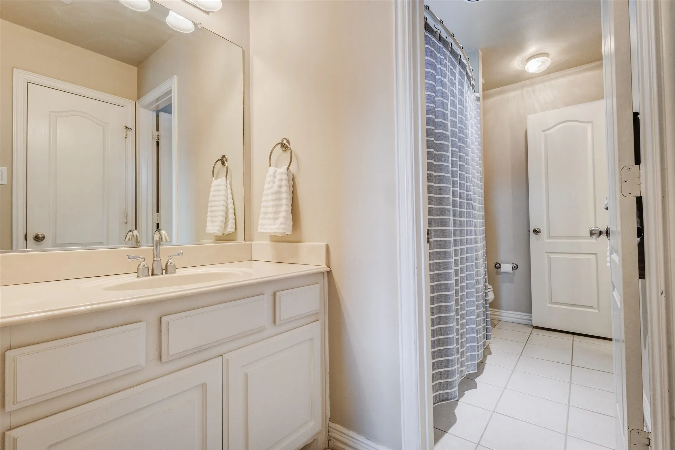 Upstairs Bathroom