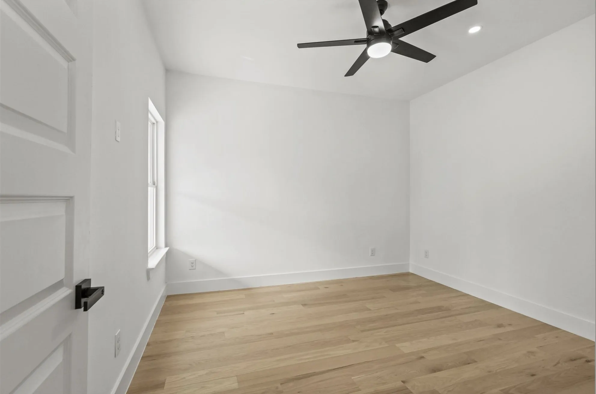 Single Family Residence For Rent in Dallas County , 3424 Ladd Street, Dallas, Texas 75212, 4 Bedroom, 4 Bathroom, 2 Garage spaces, 2,518 Sqft, built in 2024, mls#21298657, Real Estate Agent in Dallas, Homes For Rent in Dallas county, Homes For Rent in Dallas, Realtor in Dallas Texas, Real Estate Brokerage Independent Realty Texas, Luminita Cordes Realtor