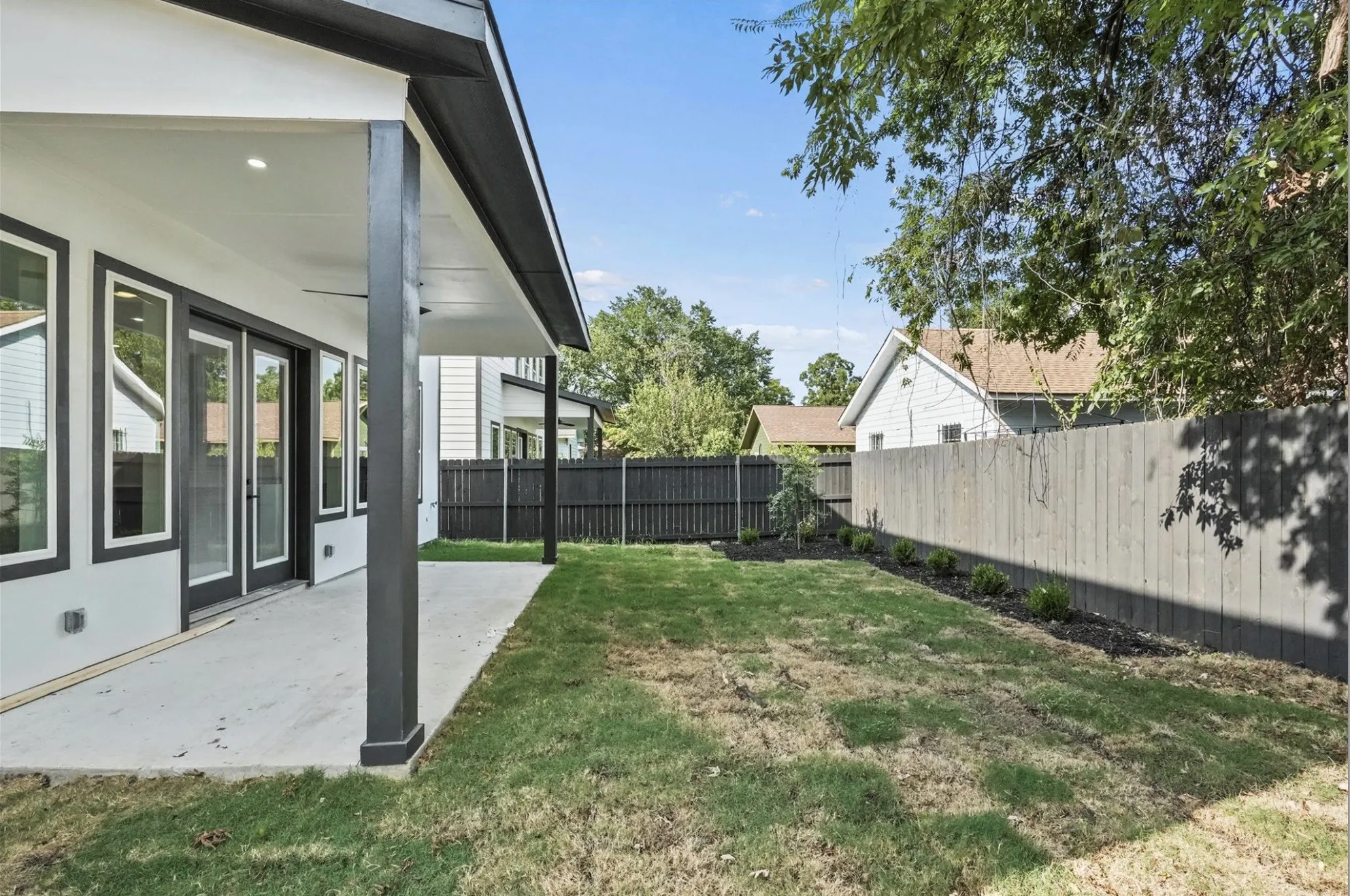Single Family Residence For Rent in Dallas County , 3424 Ladd Street, Dallas, Texas 75212, 4 Bedroom, 4 Bathroom, 2 Garage spaces, 2,518 Sqft, built in 2024, mls#21298657, Real Estate Agent in Dallas, Homes For Rent in Dallas county, Homes For Rent in Dallas, Realtor in Dallas Texas, Real Estate Brokerage Independent Realty Texas, Luminita Cordes Realtor