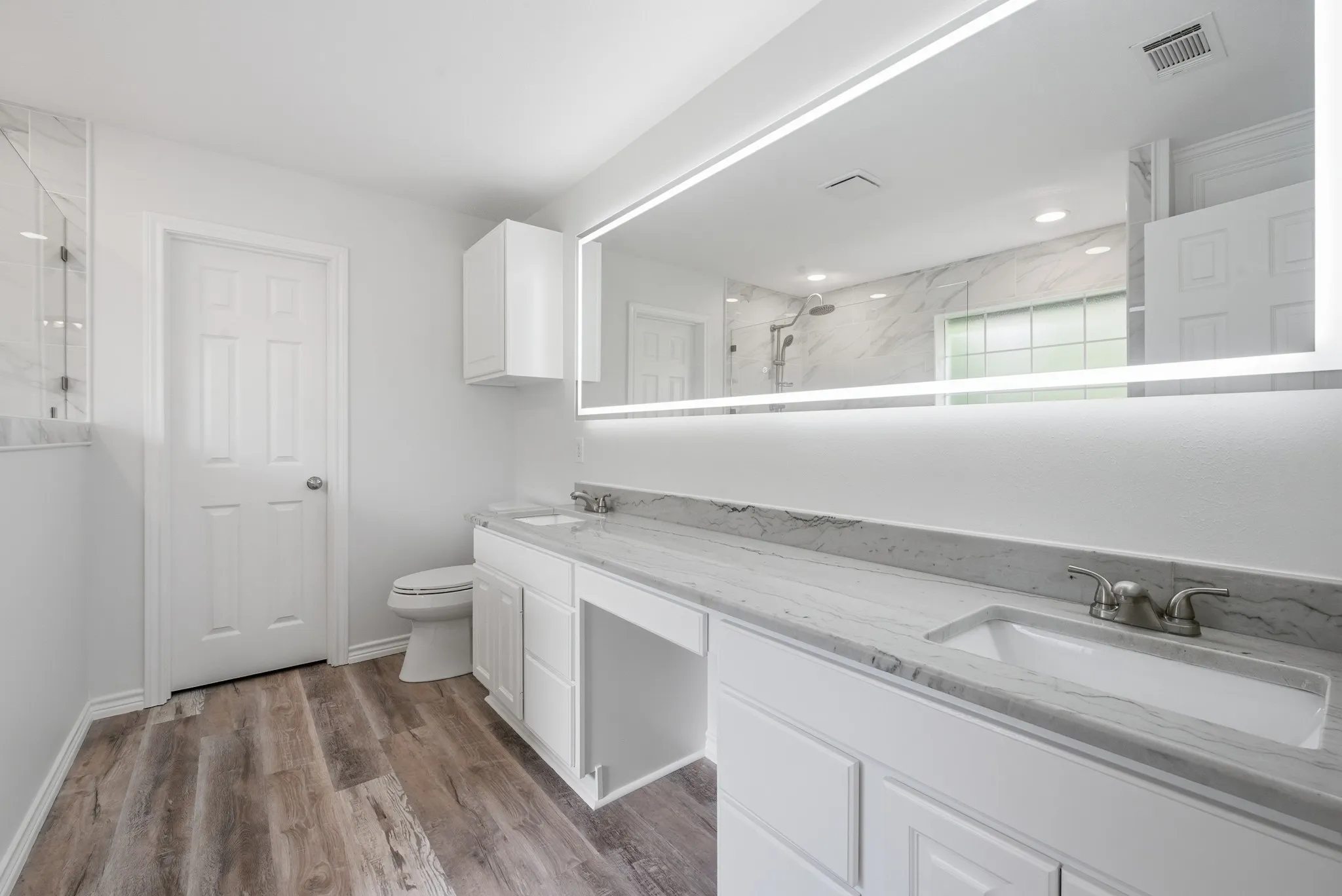 Single Family Residence For Sale in Brazos County , 318 Landsburg Lane, College Station, Texas 77845, 3 Bedroom, 3 Bathroom, 2 Garage spaces, 1,876 Sqft, built in 1997, mls#21303689, Real Estate Agent in College Station, Homes For Sale in Brazos county, Homes For Sale in College Station, Realtor in College Station Texas, Real Estate Brokerage Independent Realty Texas, Luminita Cordes Realtor