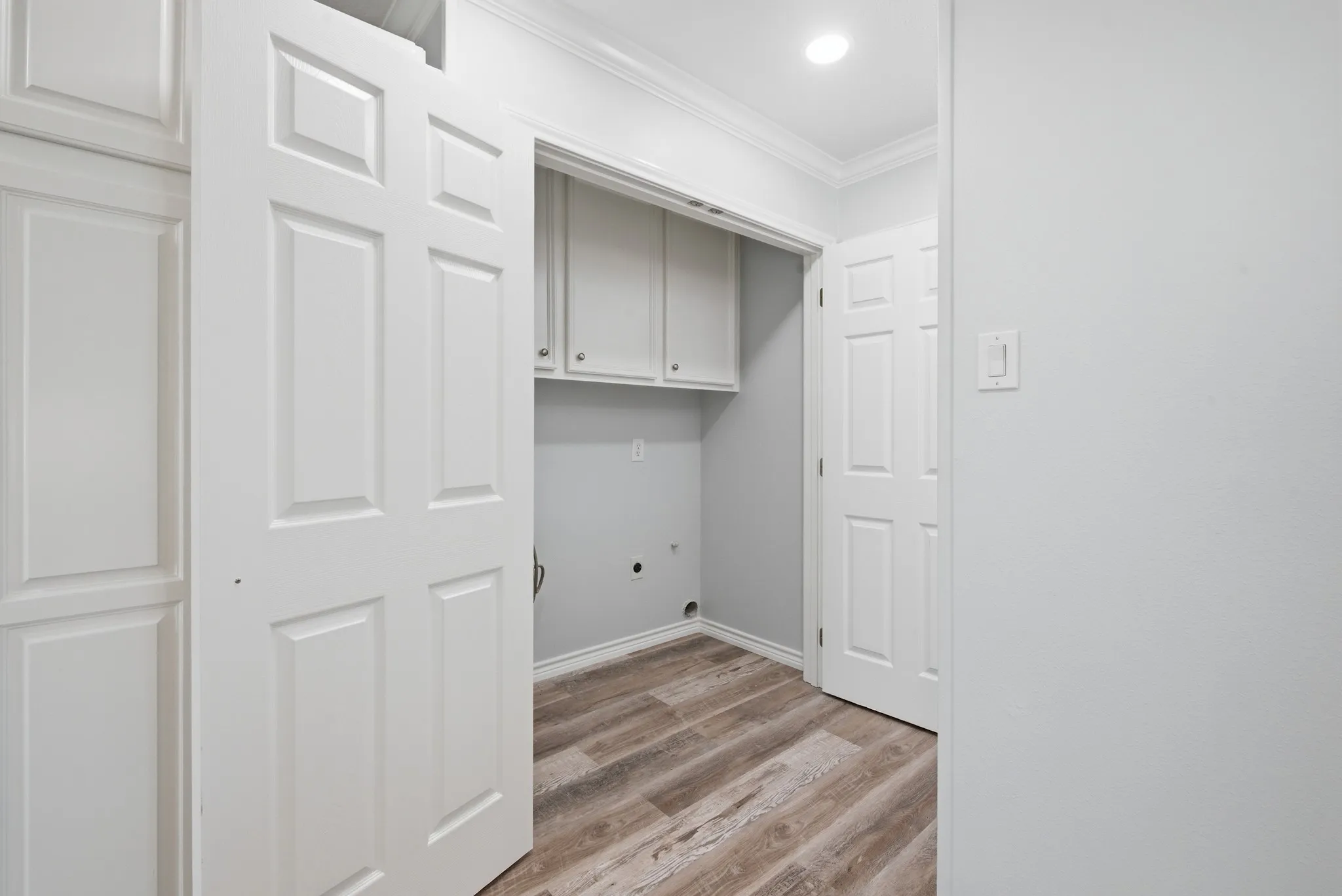 Single Family Residence For Sale in Brazos County , 318 Landsburg Lane, College Station, Texas 77845, 3 Bedroom, 3 Bathroom, 2 Garage spaces, 1,876 Sqft, built in 1997, mls#21303689, Real Estate Agent in College Station, Homes For Sale in Brazos county, Homes For Sale in College Station, Realtor in College Station Texas, Real Estate Brokerage Independent Realty Texas, Luminita Cordes Realtor