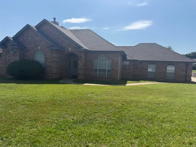 Single Family Residence For Rent in Hood County , 9703 Argyle Court, Granbury, Texas 76049, 3 Bedroom, 2 Bathroom, 2 Garage spaces, 2,277 Sqft, built in 1997, mls#21302529, Real Estate Agent in Granbury, Homes For Rent in Hood county, Homes For Rent in Granbury, Realtor in Granbury Texas, Real Estate Brokerage Independent Realty Texas, Luminita Cordes Realtor