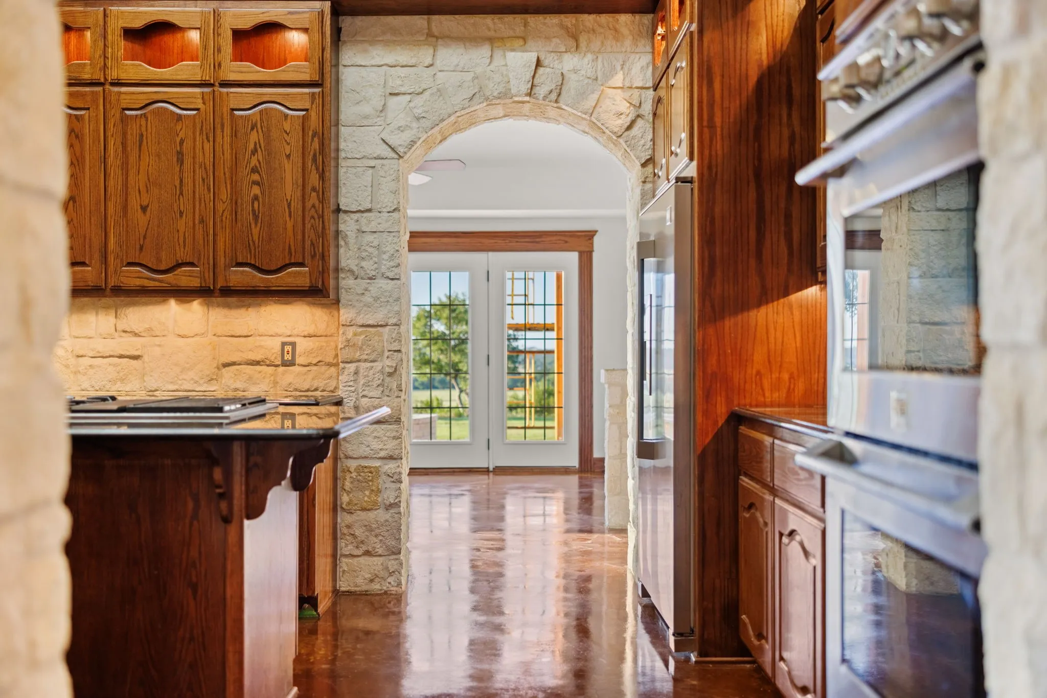 Single Family Residence For Sale in Mc Lennan County , 314 Cresthill Circle, Valley Mills, Texas 76689, 4 Bedroom, 3 Bathroom, 2 Garage spaces, 4,361 Sqft, built in 2006, mls#21303482, Real Estate Agent in Valley Mills, Homes For Sale in Mc Lennan county, Homes For Sale in Valley Mills, Realtor in Valley Mills Texas, Real Estate Brokerage Independent Realty Texas, Luminita Cordes Realtor