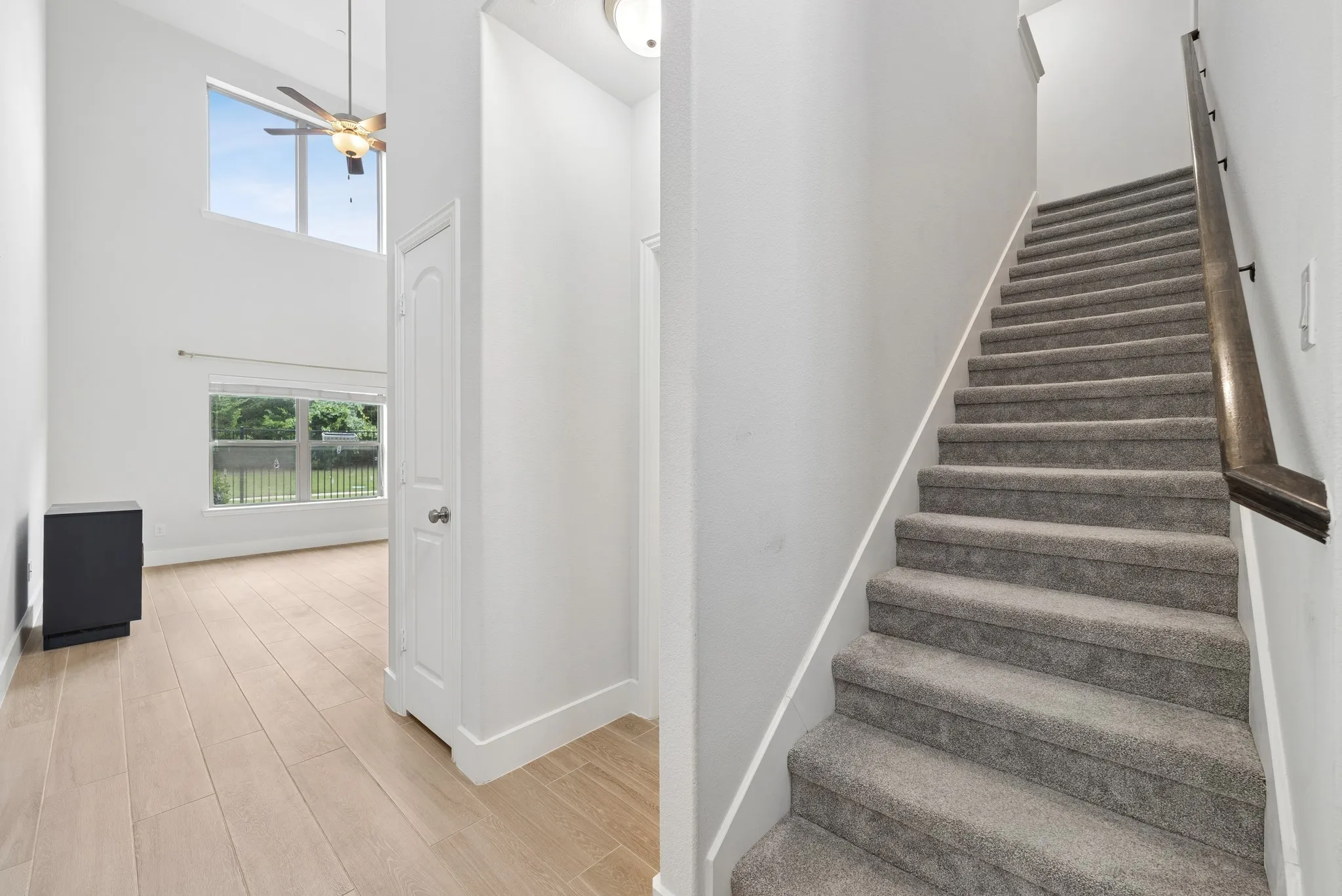 Townhouse For Sale in Collin County , 388 Jacob Lane, Fairview, Texas 75069, 2 Bedroom, 3 Bathroom, 2 Garage spaces, 1,420 Sqft, built in 2017, mls#21295964, Real Estate Agent in Fairview, Homes For Sale in Collin county, Homes For Sale in Fairview, Realtor in Fairview Texas, Real Estate Brokerage Independent Realty Texas, Luminita Cordes Realtor