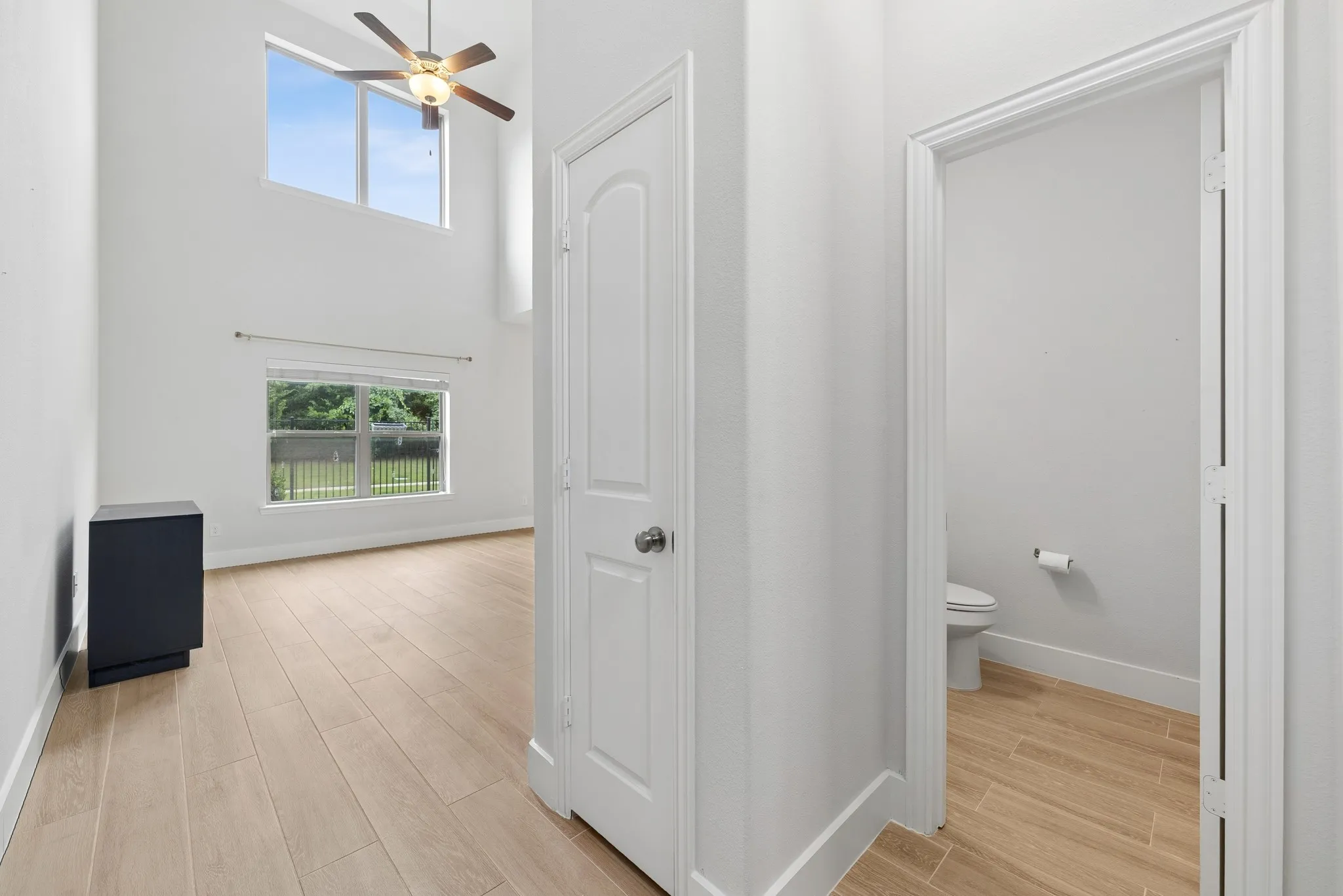 Townhouse For Sale in Collin County , 388 Jacob Lane, Fairview, Texas 75069, 2 Bedroom, 3 Bathroom, 2 Garage spaces, 1,420 Sqft, built in 2017, mls#21295964, Real Estate Agent in Fairview, Homes For Sale in Collin county, Homes For Sale in Fairview, Realtor in Fairview Texas, Real Estate Brokerage Independent Realty Texas, Luminita Cordes Realtor