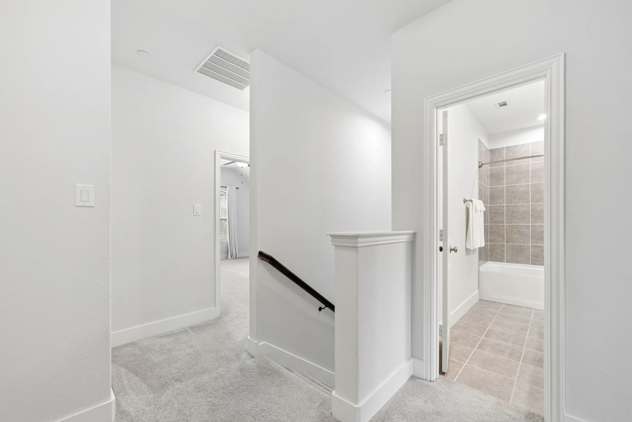 Townhouse For Sale in Collin County , 388 Jacob Lane, Fairview, Texas 75069, 2 Bedroom, 3 Bathroom, 2 Garage spaces, 1,420 Sqft, built in 2017, mls#21295964, Real Estate Agent in Fairview, Homes For Sale in Collin county, Homes For Sale in Fairview, Realtor in Fairview Texas, Real Estate Brokerage Independent Realty Texas, Luminita Cordes Realtor