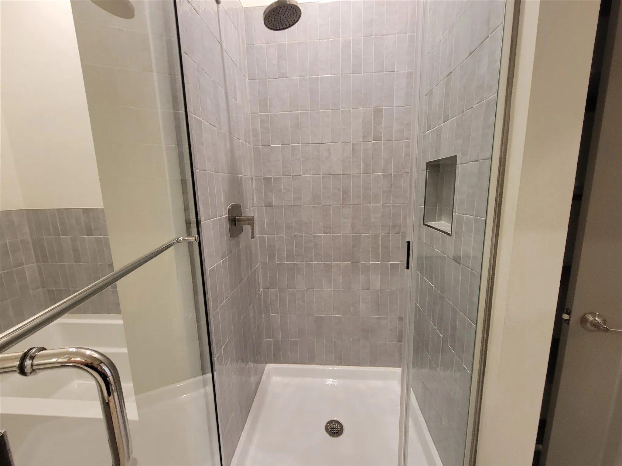 Condominium For Sale in Denton County , 2700 Old Denton Road 1017, Carrollton, Texas 75007, 2 Bedroom, 2 Bathroom, 2 Garage spaces, 1,274 Sqft, built in 2022, mls#21302846, Real Estate Agent in Carrollton, Homes For Sale in Denton county, Homes For Sale in Carrollton, Realtor in Carrollton Texas, Real Estate Brokerage Independent Realty Texas, Luminita Cordes Realtor