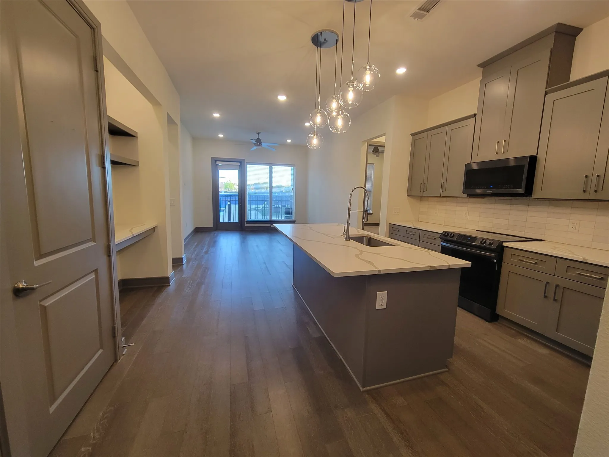 Condominium For Sale in Denton County , 2700 Old Denton Road 1017, Carrollton, Texas 75007, 2 Bedroom, 2 Bathroom, 2 Garage spaces, 1,274 Sqft, built in 2022, mls#21302846, Real Estate Agent in Carrollton, Homes For Sale in Denton county, Homes For Sale in Carrollton, Realtor in Carrollton Texas, Real Estate Brokerage Independent Realty Texas, Luminita Cordes Realtor