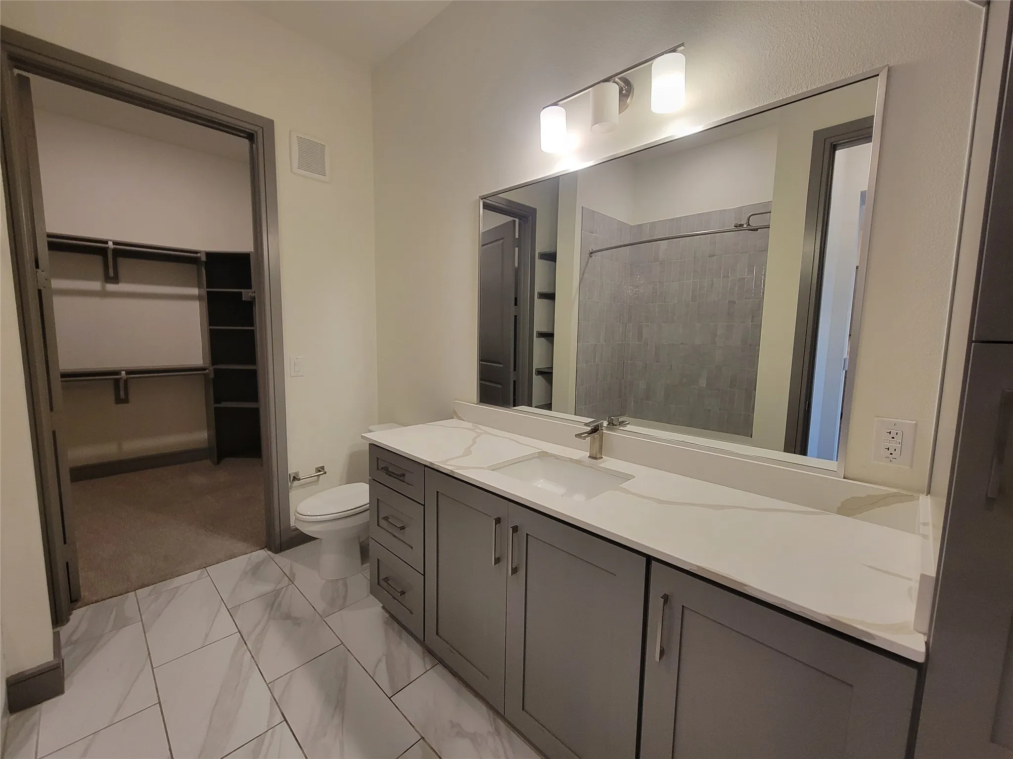Condominium For Sale in Denton County , 2700 Old Denton Road 1017, Carrollton, Texas 75007, 2 Bedroom, 2 Bathroom, 2 Garage spaces, 1,274 Sqft, built in 2022, mls#21302846, Real Estate Agent in Carrollton, Homes For Sale in Denton county, Homes For Sale in Carrollton, Realtor in Carrollton Texas, Real Estate Brokerage Independent Realty Texas, Luminita Cordes Realtor