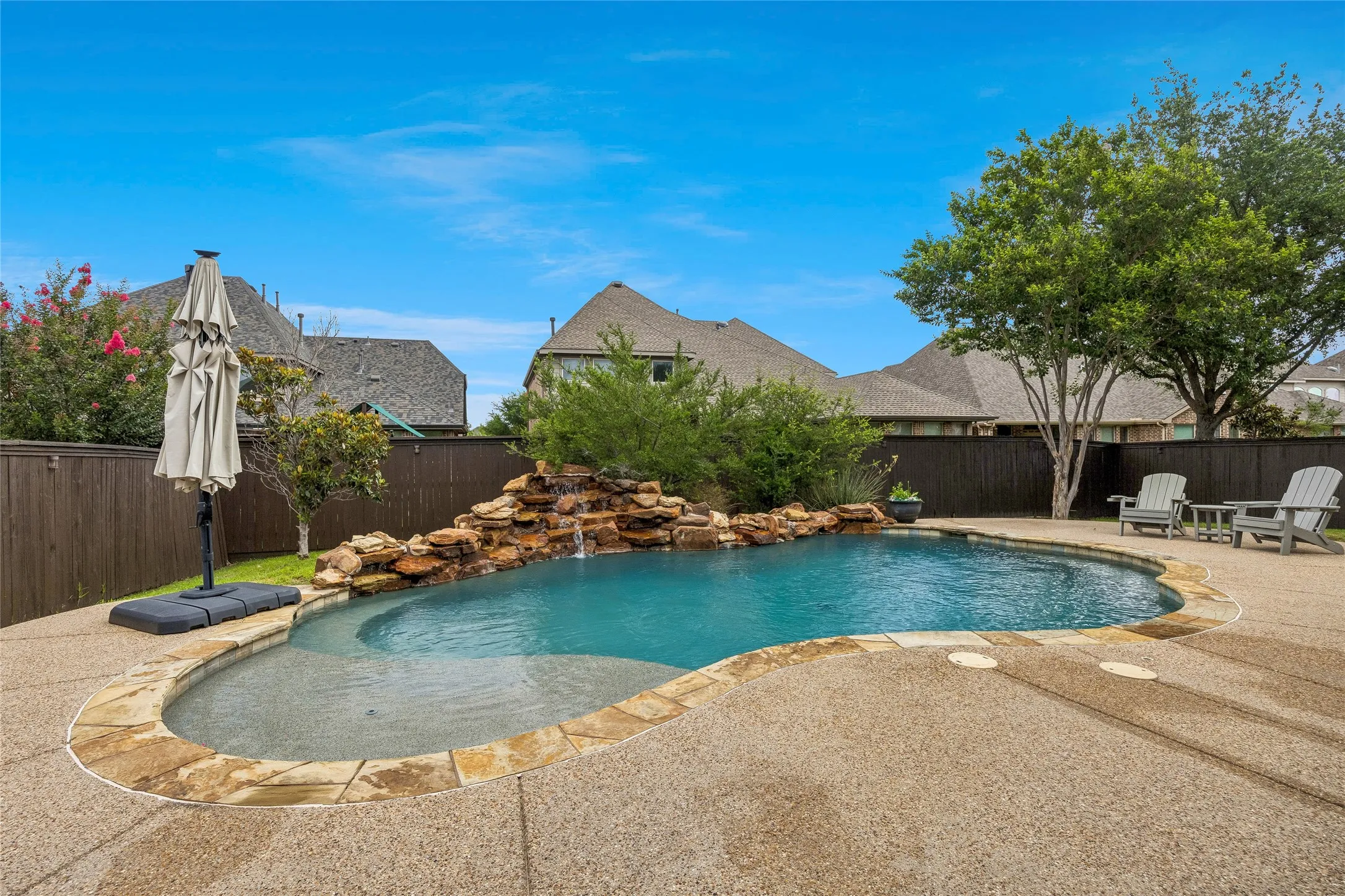 Single Family Residence For Sale in Denton County , 2543 Morgan Lane, Trophy Club, Texas 76262, 3 Bedroom, 3 Bathroom, 2 Garage spaces, 2,677 Sqft, built in 2009, mls#21303610, Real Estate Agent in Trophy Club, Homes For Sale in Denton county, Homes For Sale in Trophy Club, Realtor in Trophy Club Texas, Real Estate Brokerage Independent Realty Texas, Luminita Cordes Realtor