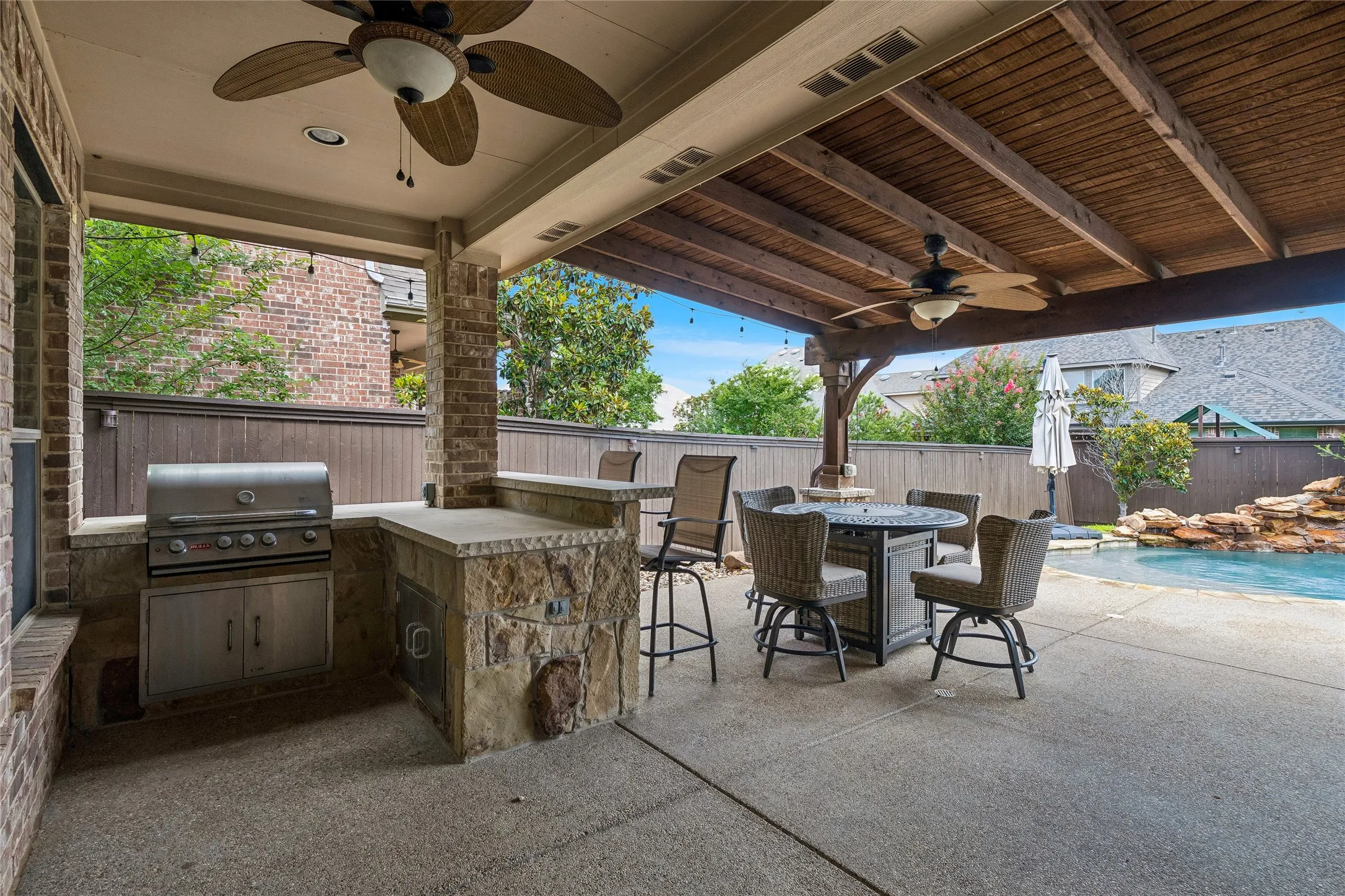 Single Family Residence For Sale in Denton County , 2543 Morgan Lane, Trophy Club, Texas 76262, 3 Bedroom, 3 Bathroom, 2 Garage spaces, 2,677 Sqft, built in 2009, mls#21303610, Real Estate Agent in Trophy Club, Homes For Sale in Denton county, Homes For Sale in Trophy Club, Realtor in Trophy Club Texas, Real Estate Brokerage Independent Realty Texas, Luminita Cordes Realtor