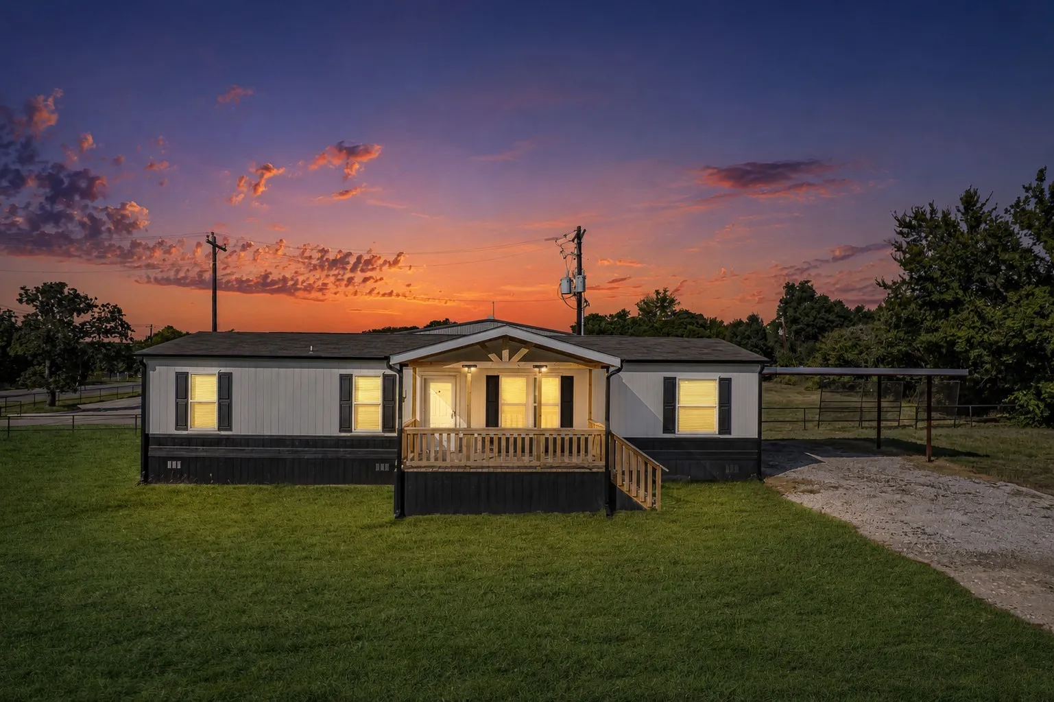 Manufactured Home For Sale in Parker County , 105 Beaver Creek Drive, Azle, Texas 76020, 4 Bedroom, 2 Bathroom, Garage spaces, 1,493 Sqft, built in 2025, mls#21287026, Real Estate Agent in Azle, Homes For Sale in Parker county, Homes For Sale in Azle, Realtor in Azle Texas, Real Estate Brokerage Independent Realty Texas, Luminita Cordes Realtor
