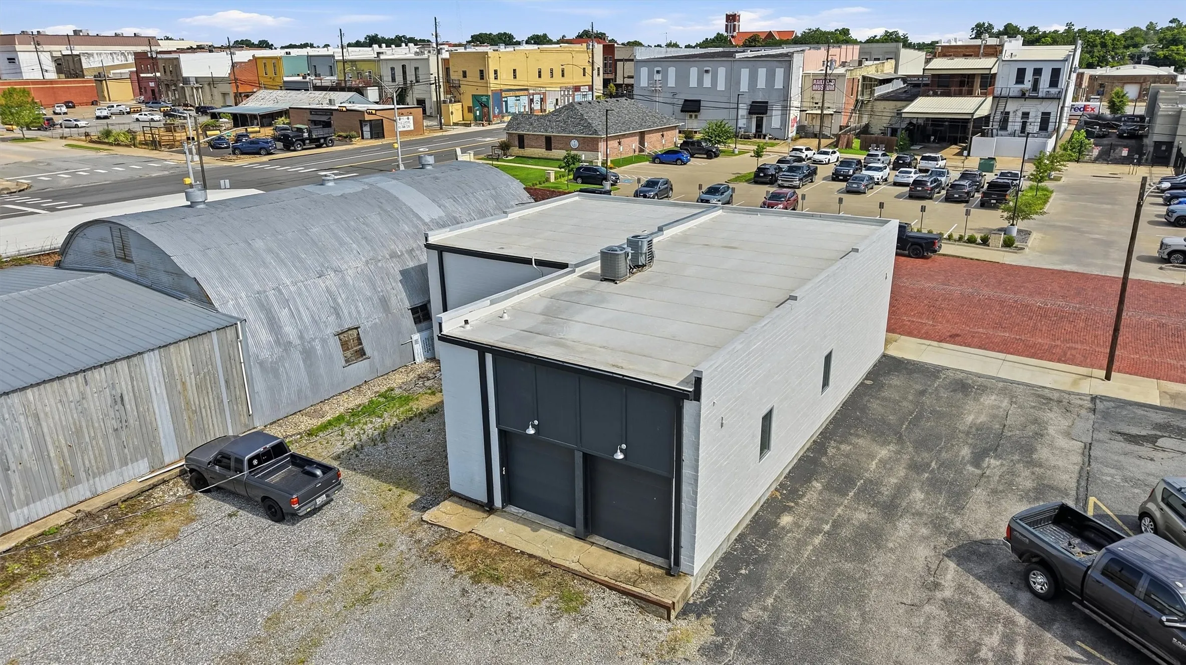 Office For Sale in Grayson County , 118 W Chestnut Street, Denison, Texas 75021, 0, 0, Garage spaces, 0 Sqft, built in 1950, mls#21303456, Real Estate Agent in Denison, Homes For Sale in Grayson county, Homes For Sale in Denison, Realtor in Denison Texas, Real Estate Brokerage Independent Realty Texas, Luminita Cordes Realtor
