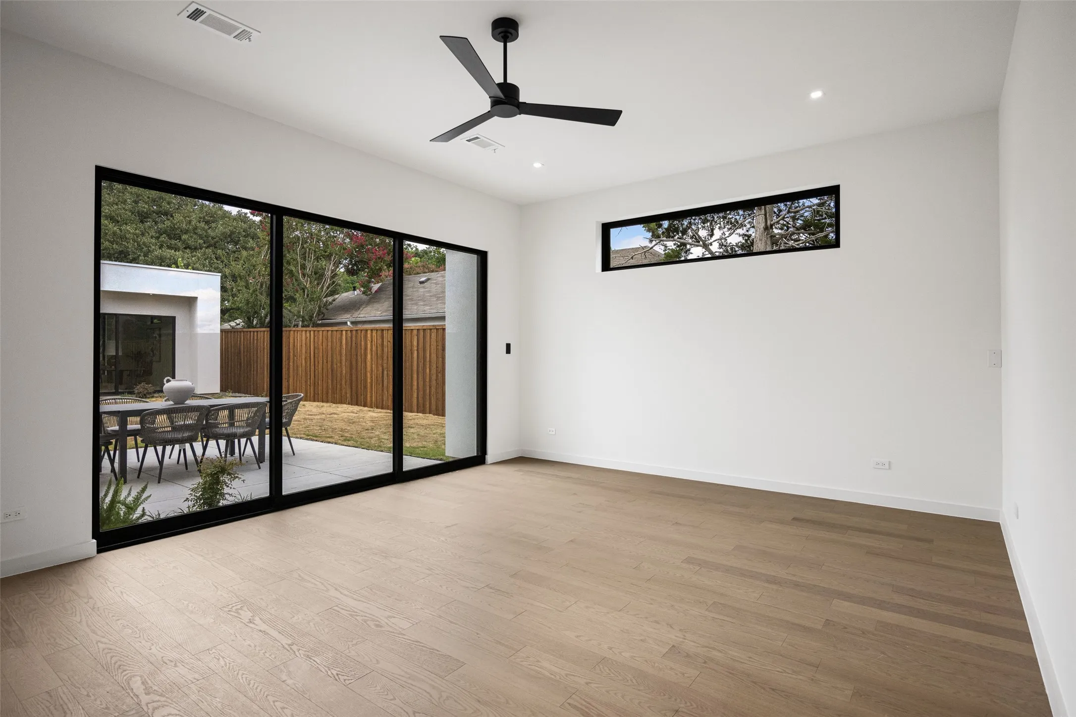 Single Family Residence For Sale in Dallas County , 6240 Kenwood Avenue, Dallas, Texas 75214, 5 Bedroom, 5 Bathroom, 2 Garage spaces, 4,325 Sqft, built in 2026, mls#21302721, Real Estate Agent in Dallas, Homes For Sale in Dallas county, Homes For Sale in Dallas, Realtor in Dallas Texas, Real Estate Brokerage Independent Realty Texas, Luminita Cordes Realtor