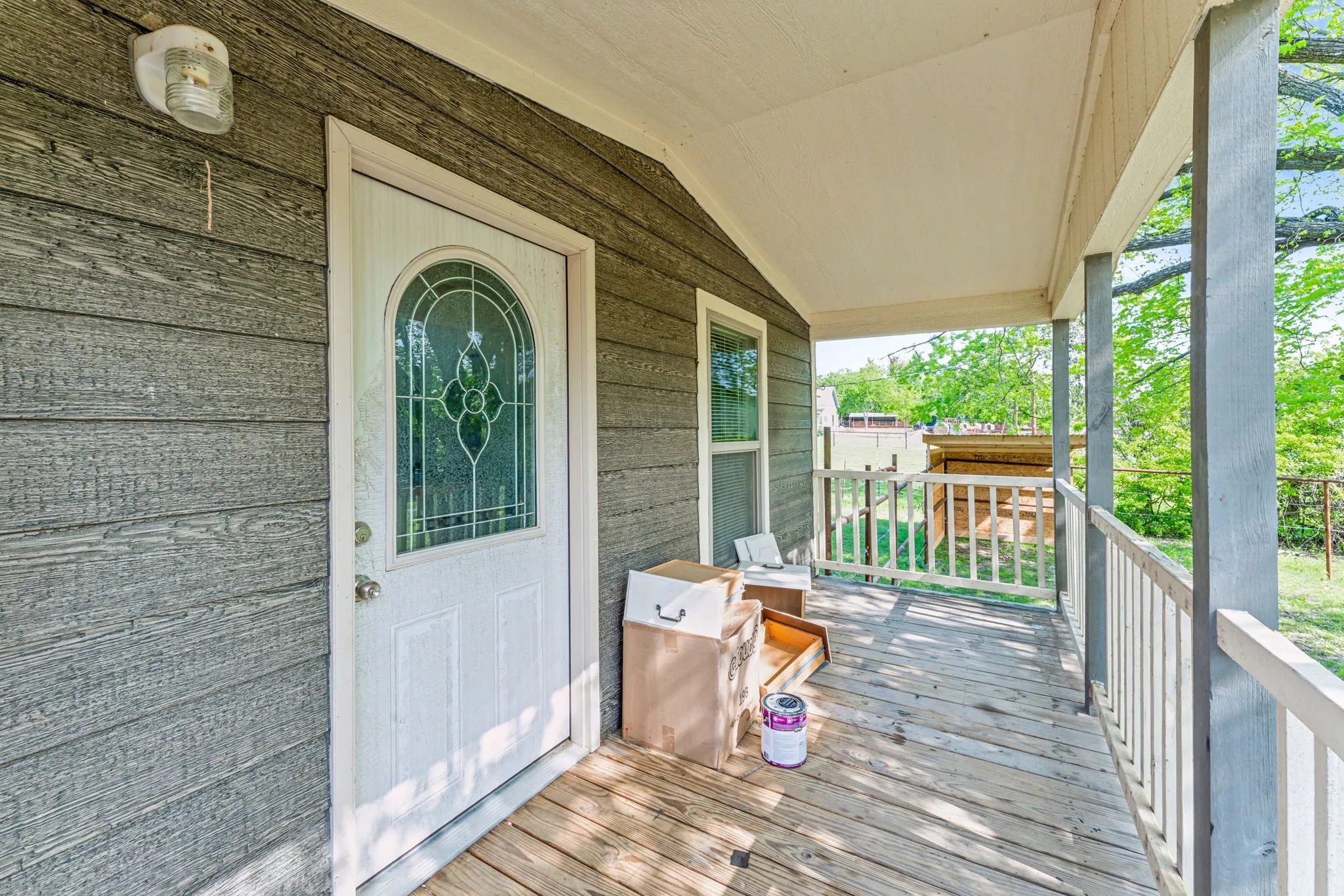 Single Family Residence For Sale in Parker County , 2416 Ivie Lane, Weatherford, Texas 76087, 4 Bedroom, 2 Bathroom, Garage spaces, 2,960 Sqft, built in 1950, mls#21303773, Real Estate Agent in Weatherford, Homes For Sale in Parker county, Homes For Sale in Weatherford, Realtor in Weatherford Texas, Real Estate Brokerage Independent Realty Texas, Luminita Cordes Realtor