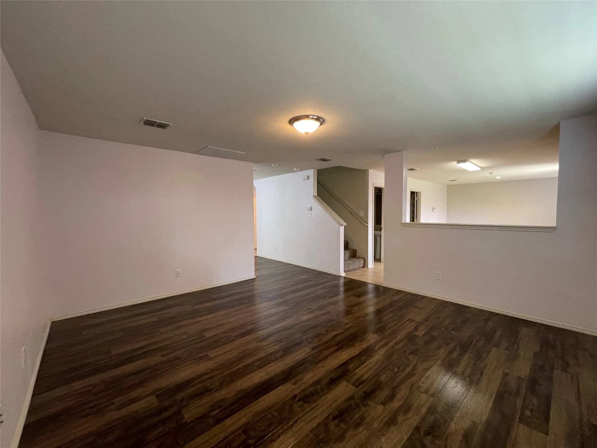 Single Family Residence For Rent in Rockwall County , 2801 Mockingbird Street, Royse City, Texas 75189, 3 Bedroom, 3 Bathroom, 2 Garage spaces, 2,186 Sqft, built in 2006, mls#21303846, Real Estate Agent in Royse City, Homes For Rent in Rockwall county, Homes For Rent in Royse City, Realtor in Royse City Texas, Real Estate Brokerage Independent Realty Texas, Luminita Cordes Realtor