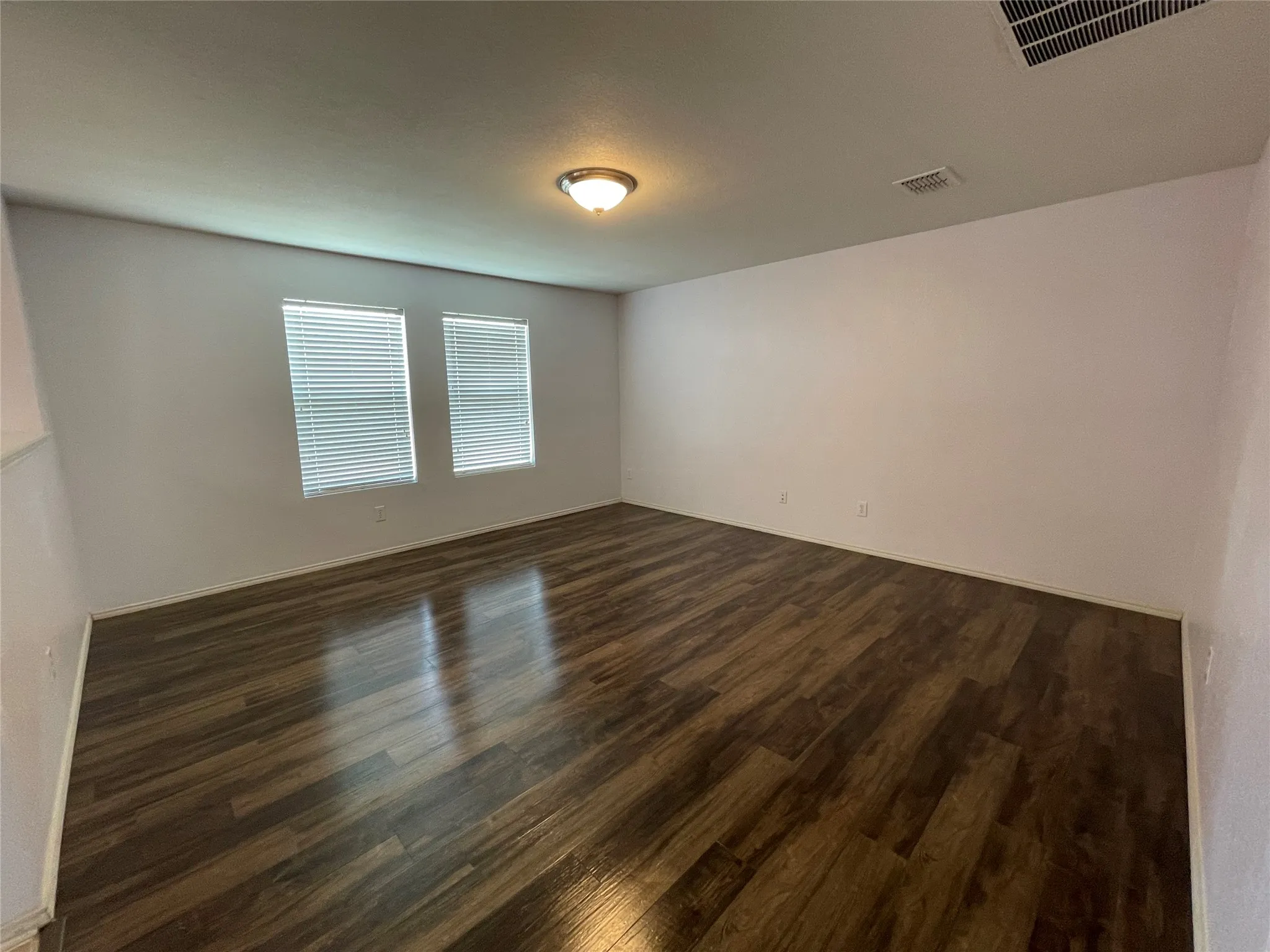 Single Family Residence For Rent in Rockwall County , 2801 Mockingbird Street, Royse City, Texas 75189, 3 Bedroom, 3 Bathroom, 2 Garage spaces, 2,186 Sqft, built in 2006, mls#21303846, Real Estate Agent in Royse City, Homes For Rent in Rockwall county, Homes For Rent in Royse City, Realtor in Royse City Texas, Real Estate Brokerage Independent Realty Texas, Luminita Cordes Realtor